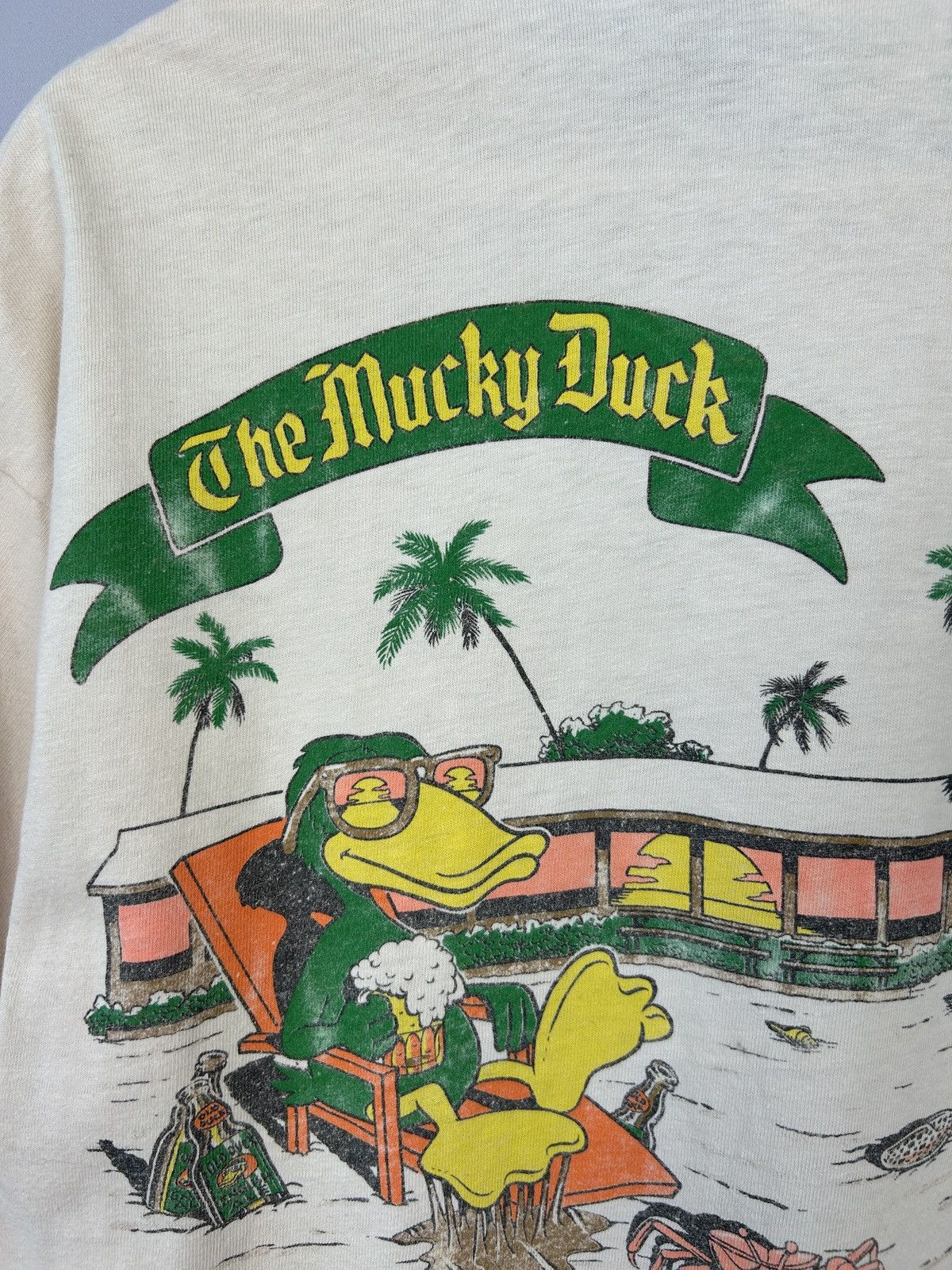 Hanes Vintage 1989 The Mucky Duck Captiva Island Florida 80s Size US L / EU 52-54 / 3 - 7 Thumbnail