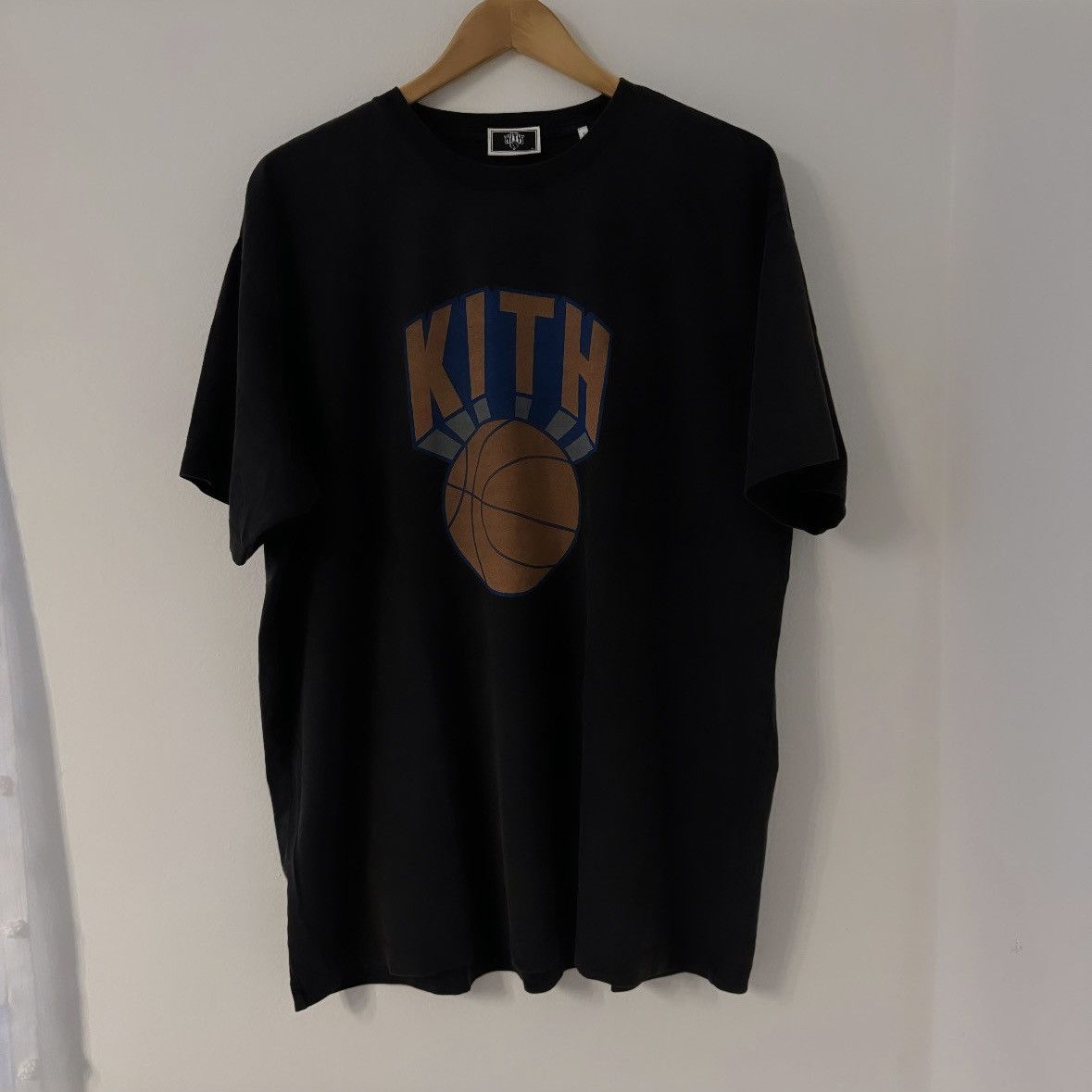 ☆ KITH x New York Knicks Luster tee コラボTシャツ ☆ Kith for the New York Knicks Luster Vintage Tee - Black