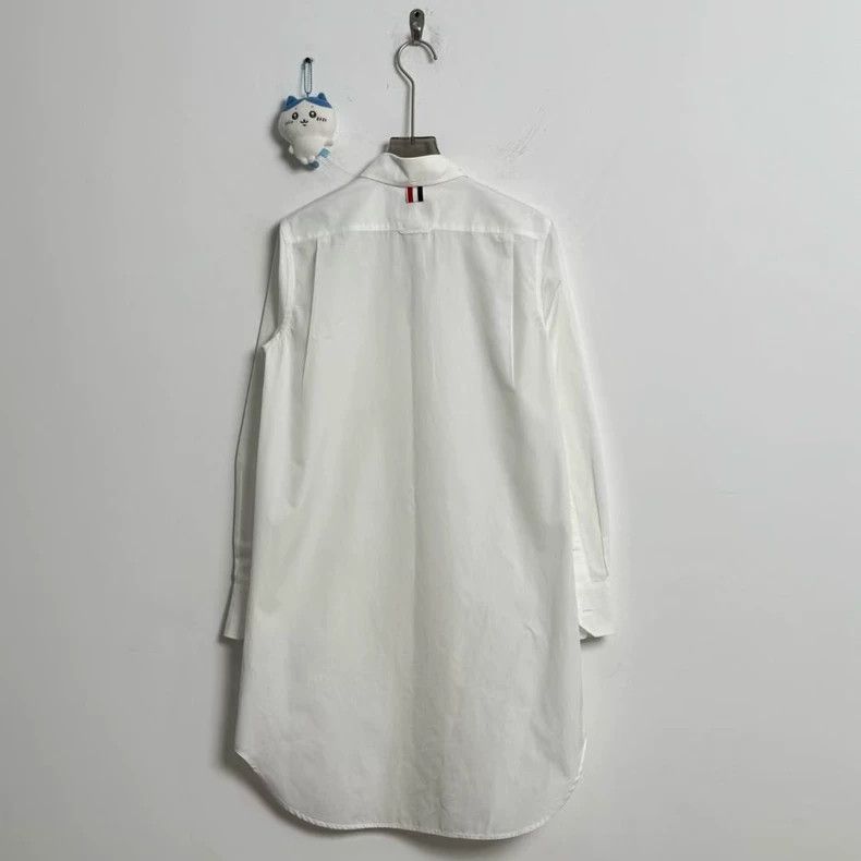 Thom Browne Thom Browne size38 Lady's striped satin pointed collar shir Size XS / US 0-2 / IT 36-38 - 3 Thumbnail