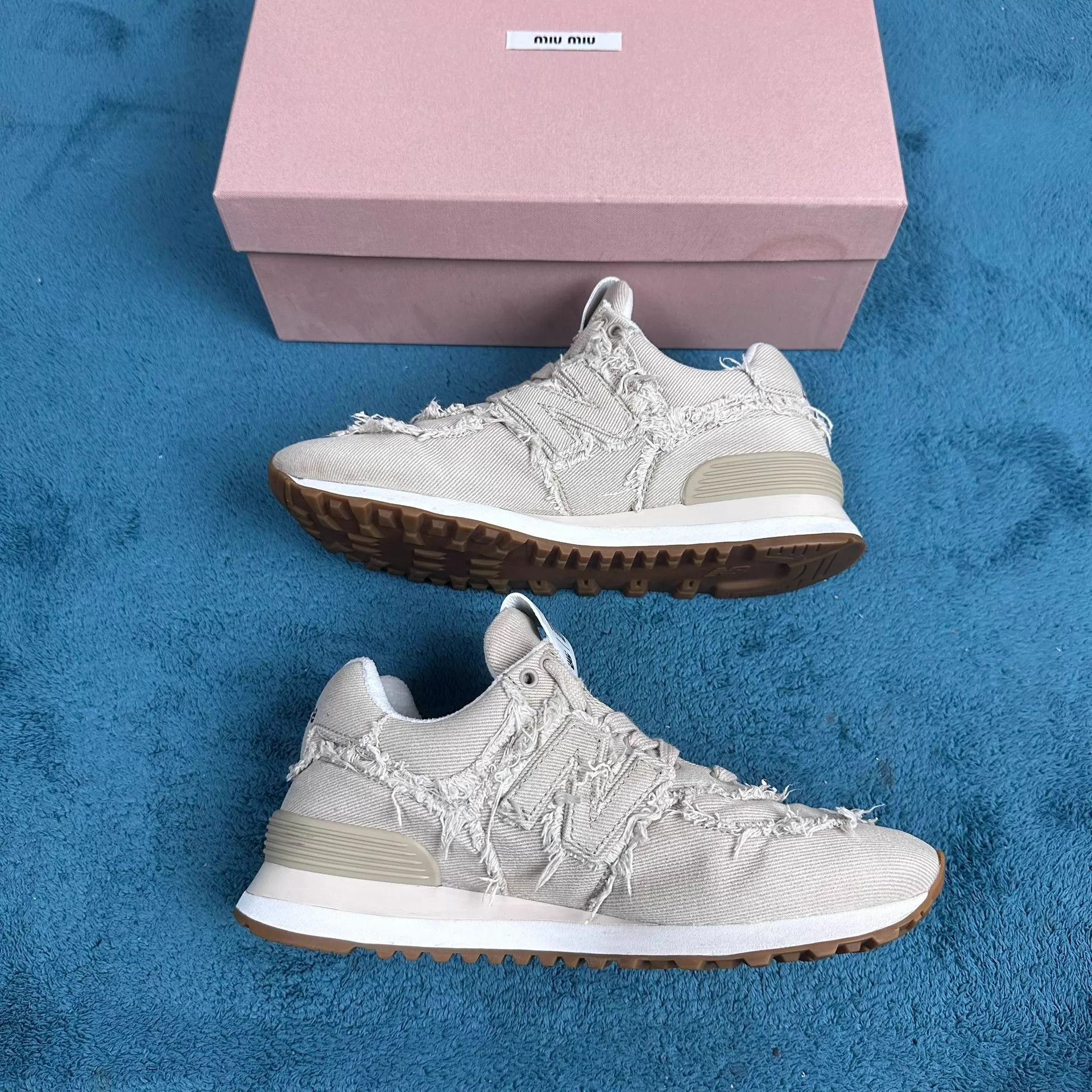 Miu Miu MIU MIU x NB 574 Low Cream 36.5 Almost New Complete Size US 6 / IT 36 - 3 Thumbnail