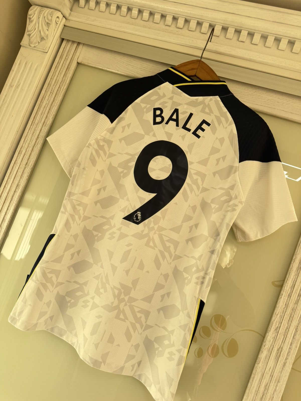 Nike Bale #9 Tottenham Hotspur 2020-2021 Player Issue Home Jersey Size US M / EU 48-50 / 2 - 7 Thumbnail