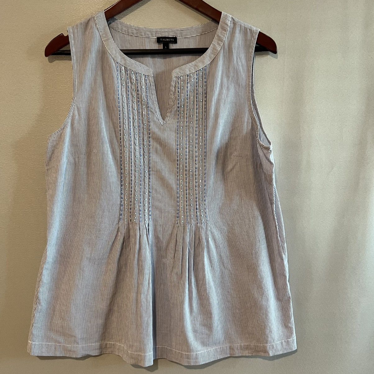 Talbots TALBOTS EMBELLISHED PINTUCK TOP Size L / US 10 / IT 46 - 2 Thumbnail