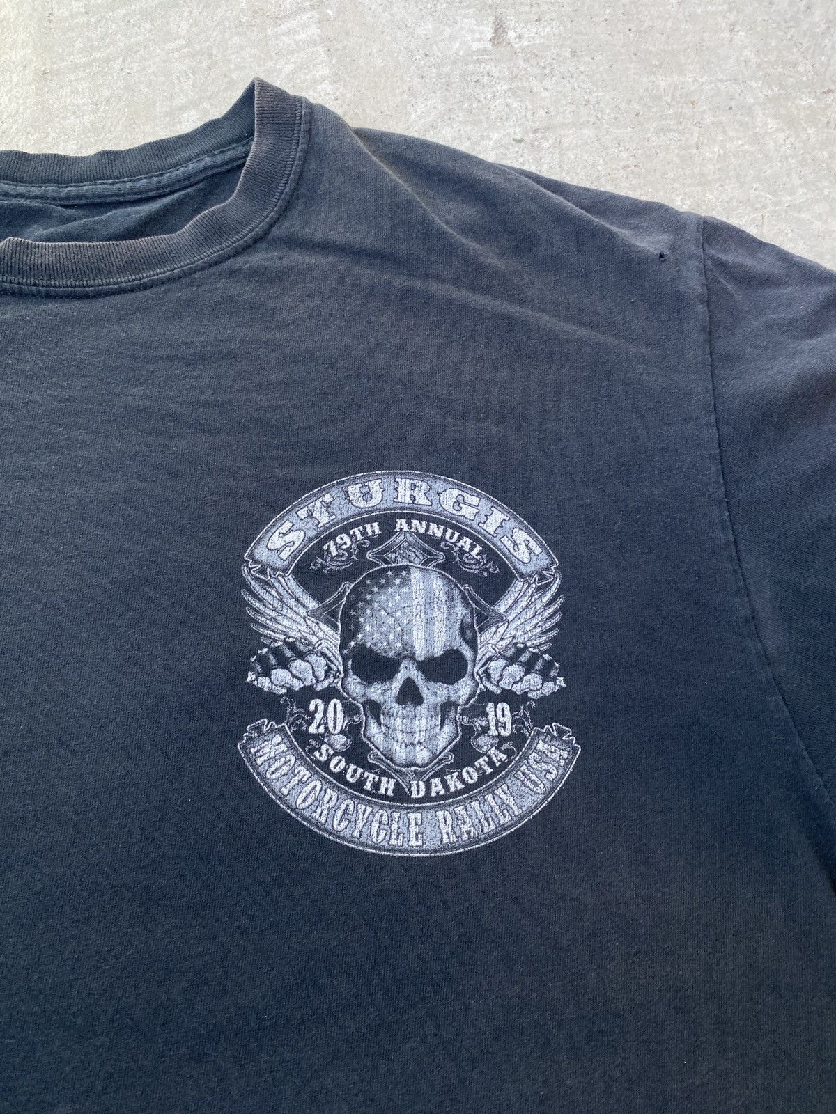 Vintage Sturgis 79th Annual Motorcycle Rally South Dakota TShirt Size US XL / EU 56 / 4 - 3 Thumbnail