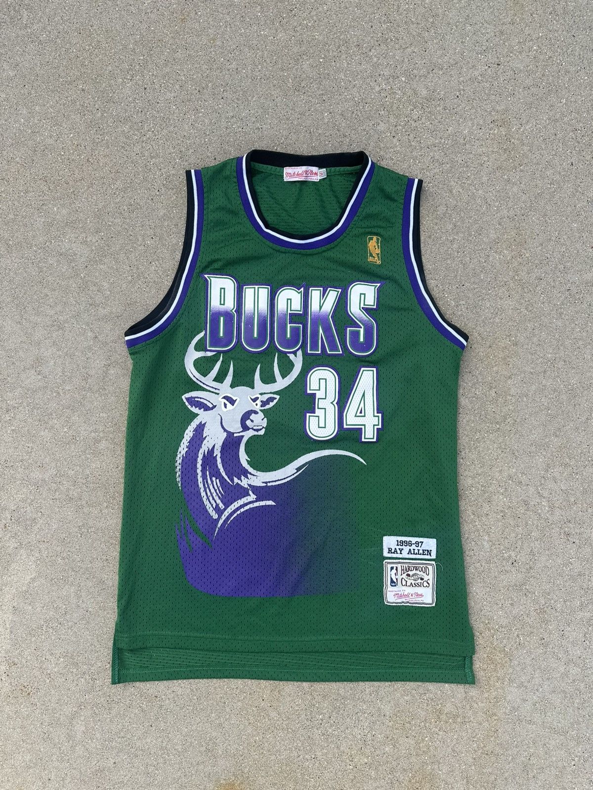 Mitchell & Ness 96/97 Mitchell & Ness Bucks Hardwood Classics Jersey Size US M / EU 48-50 / 2 - 1 Thumbnail