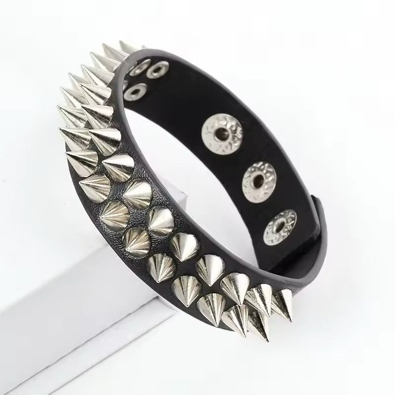 Japanese Brand × Leather PU Leather 2 Row Spike Hand Bracelet Size ONE SIZE - 3 Thumbnail