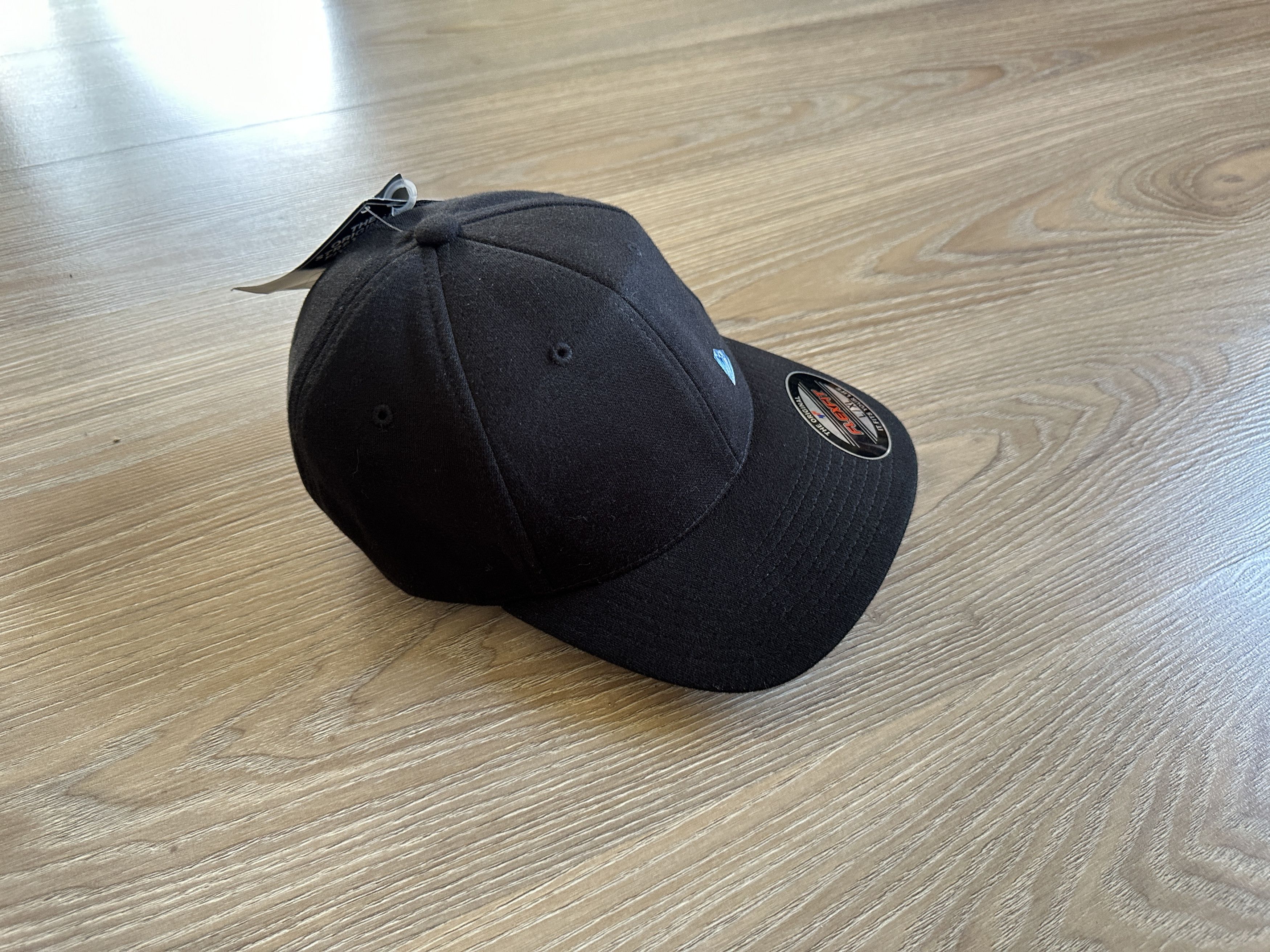 Other New Flexfit Yupoong Black Snapback Size ONE SIZE - 5 Thumbnail