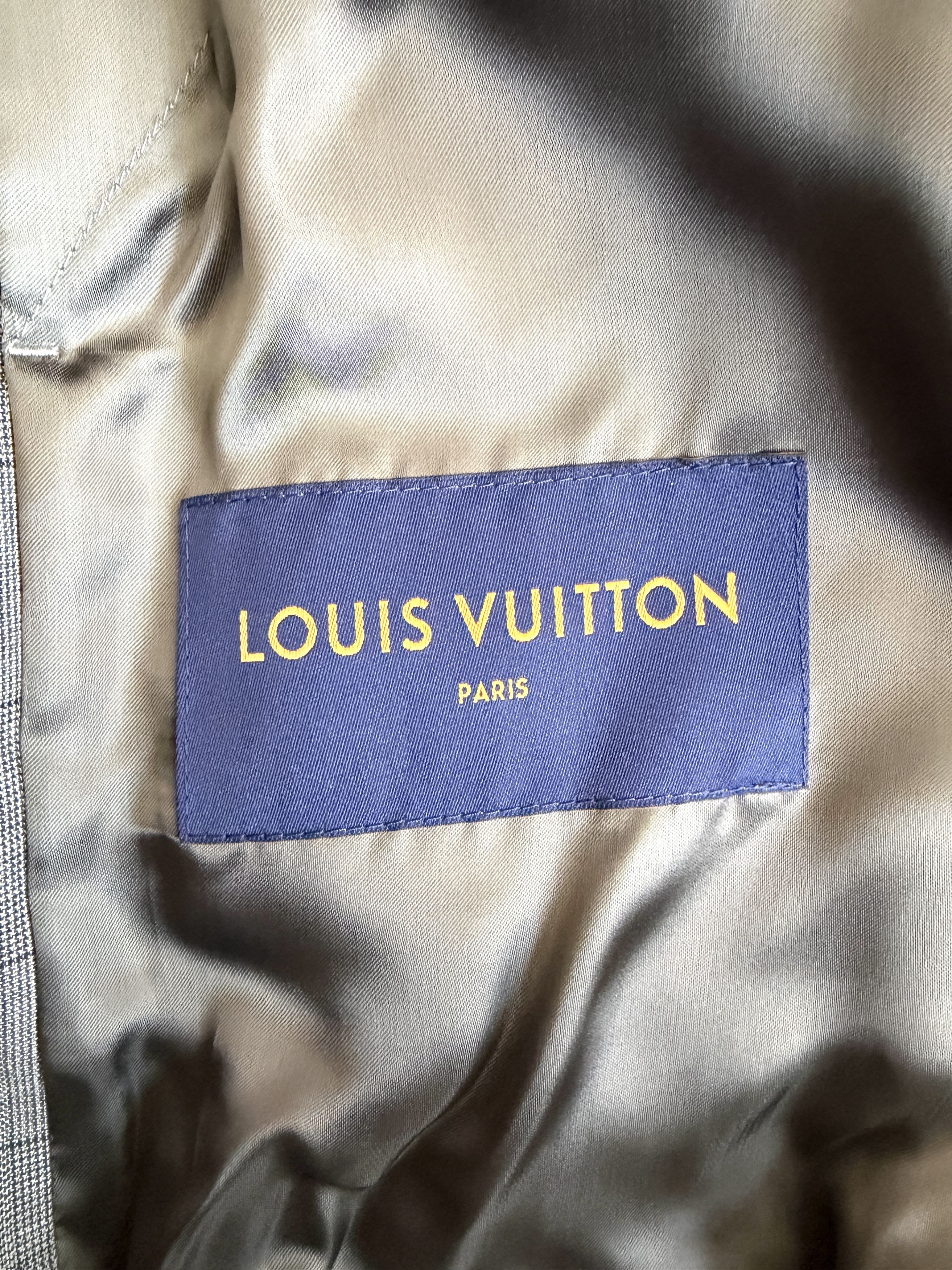 Louis Vuitton Louis Vuitton Grey & White Damier Track Jacket. Size US S / EU 44-46 / 1 - 5 Thumbnail