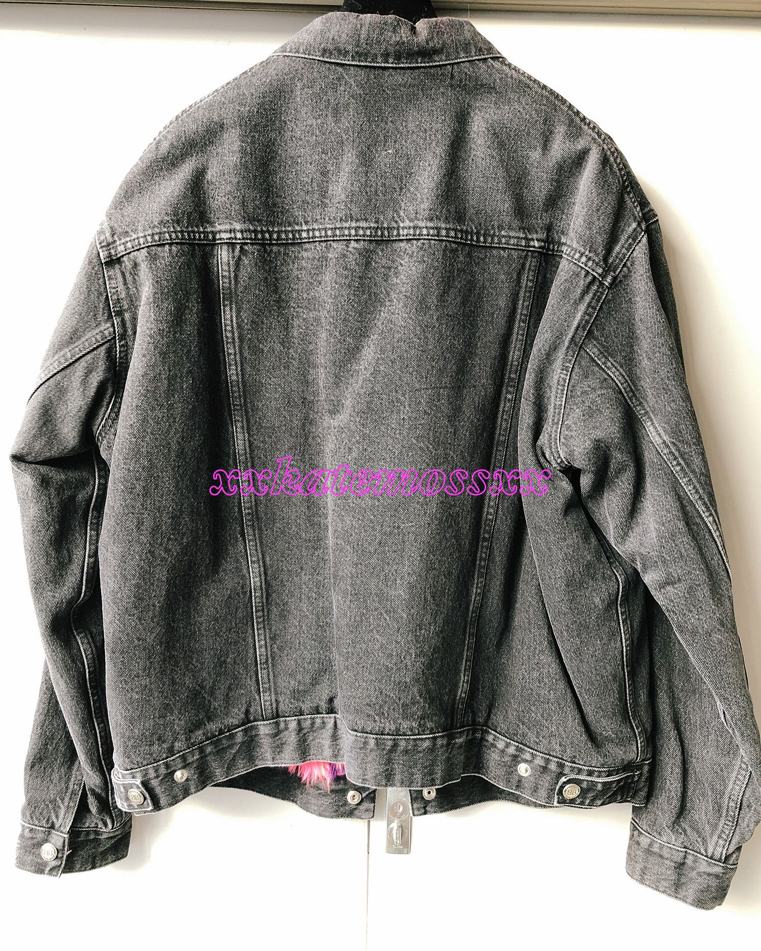 Balenciaga Balenciaga AW18 Runway Faux Fur Lined Denim Jacket Size US S / EU 44-46 / 1 - 7 Thumbnail