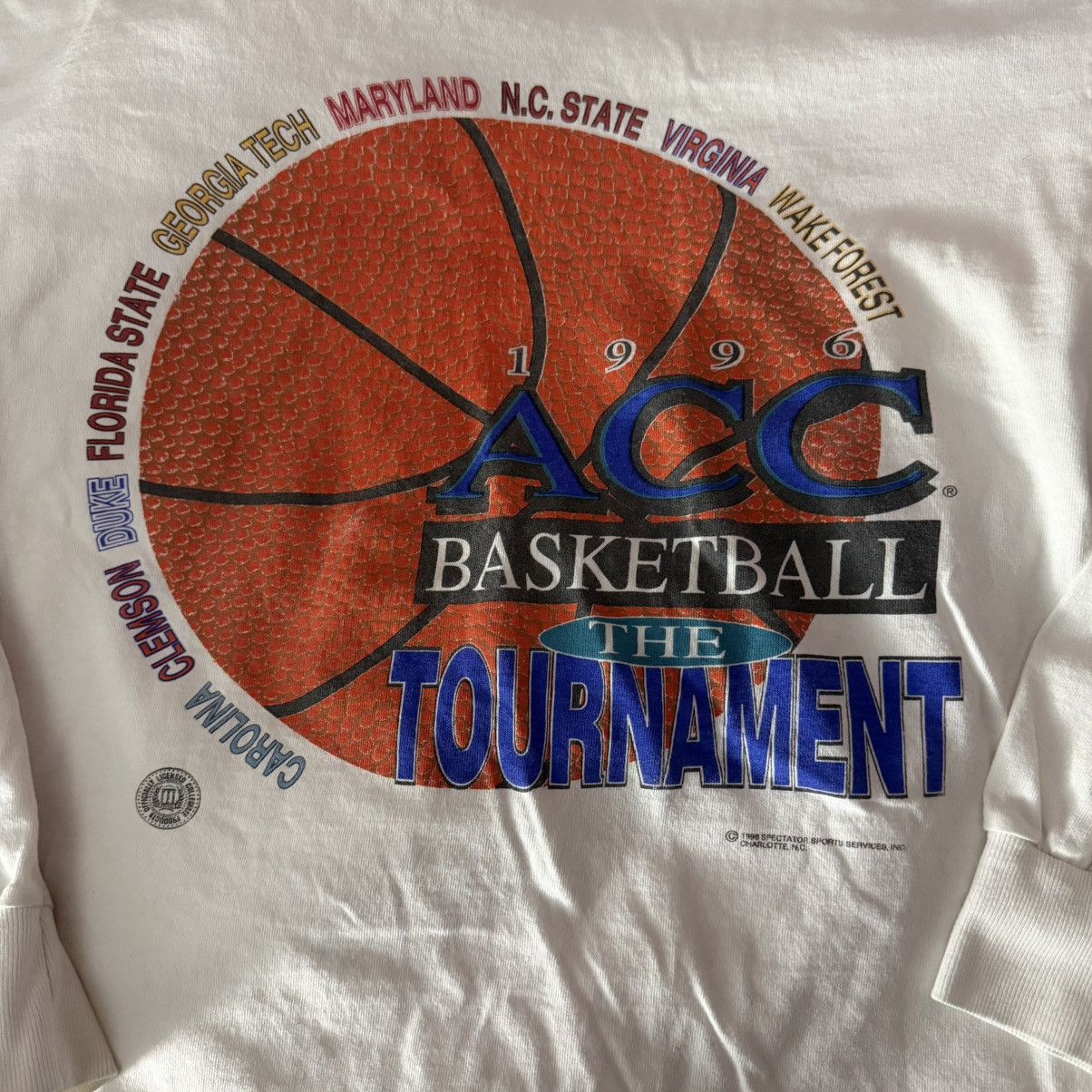 Gildan Vintage 1996 ACC Basketball Tournament Long Sleeve T Shirt Size US L / EU 52-54 / 3 - 2 Thumbnail