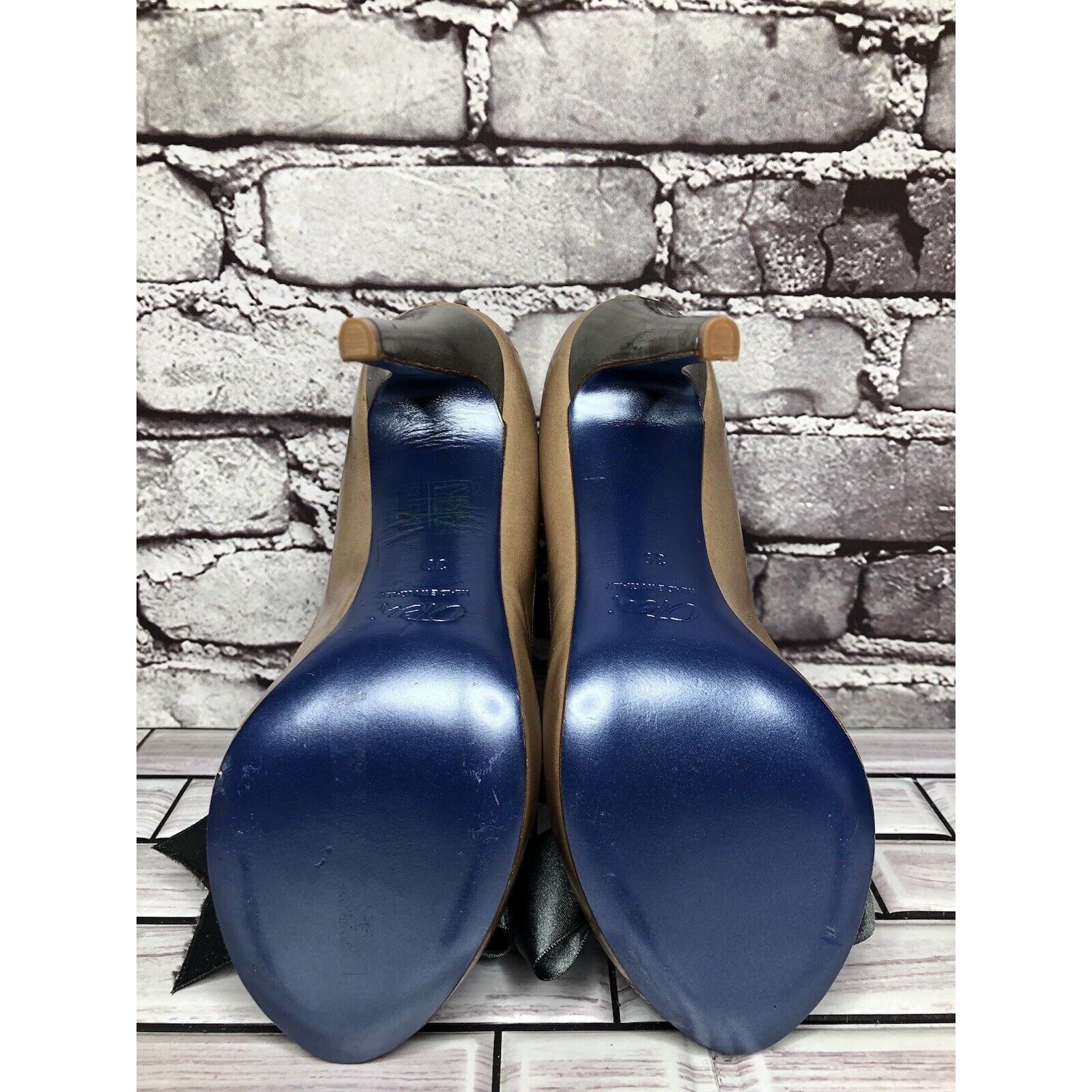 Other Alessandro Oteri Nude Patent Leather Grey Ribbon Bow Stilett Size US 8.5 / IT 38.5 - 7 Thumbnail