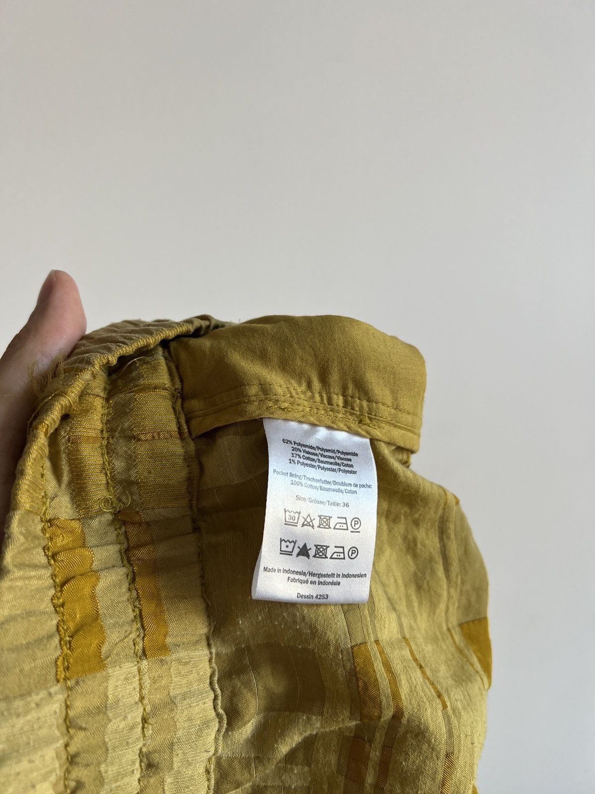 Baum und Pferdgarten Baum Und Pferogarten High Waist Yellow Shorts 36 Size 25" / US 0 / IT 36 - 9 Thumbnail