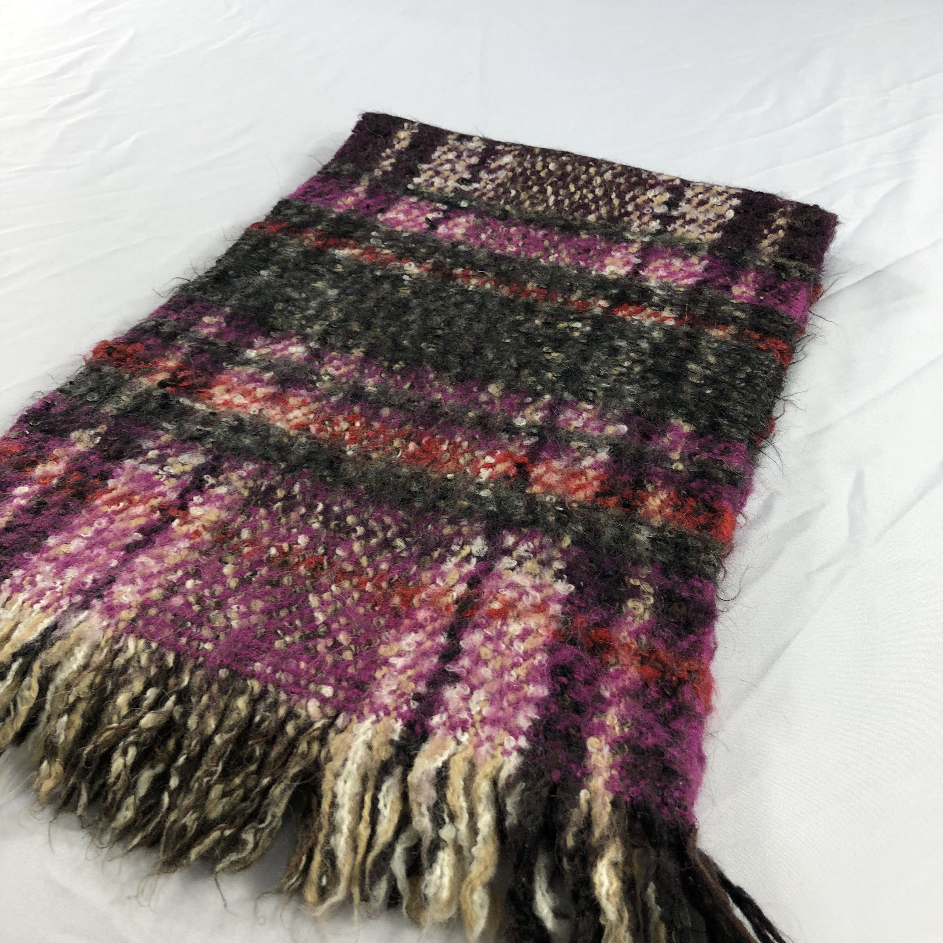 NOLLEY'S Nolley's Tartan Wool Scarf Muffler V907 Size ONE SIZE - 3 Thumbnail