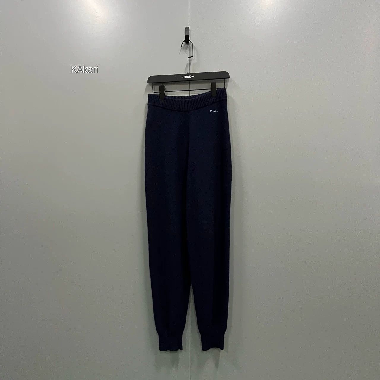 Prada PRADA Small Logo Knit Pants Size US 40 / EU 56 - 1 Thumbnail