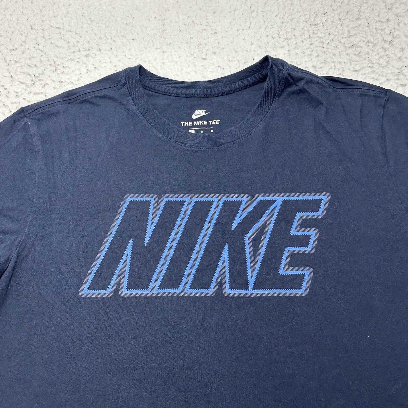 Nike Nike Large Athletic Cut Navy Graphic T Shirt Spellout Logo Size US L / EU 52-54 / 3 - 2 Thumbnail