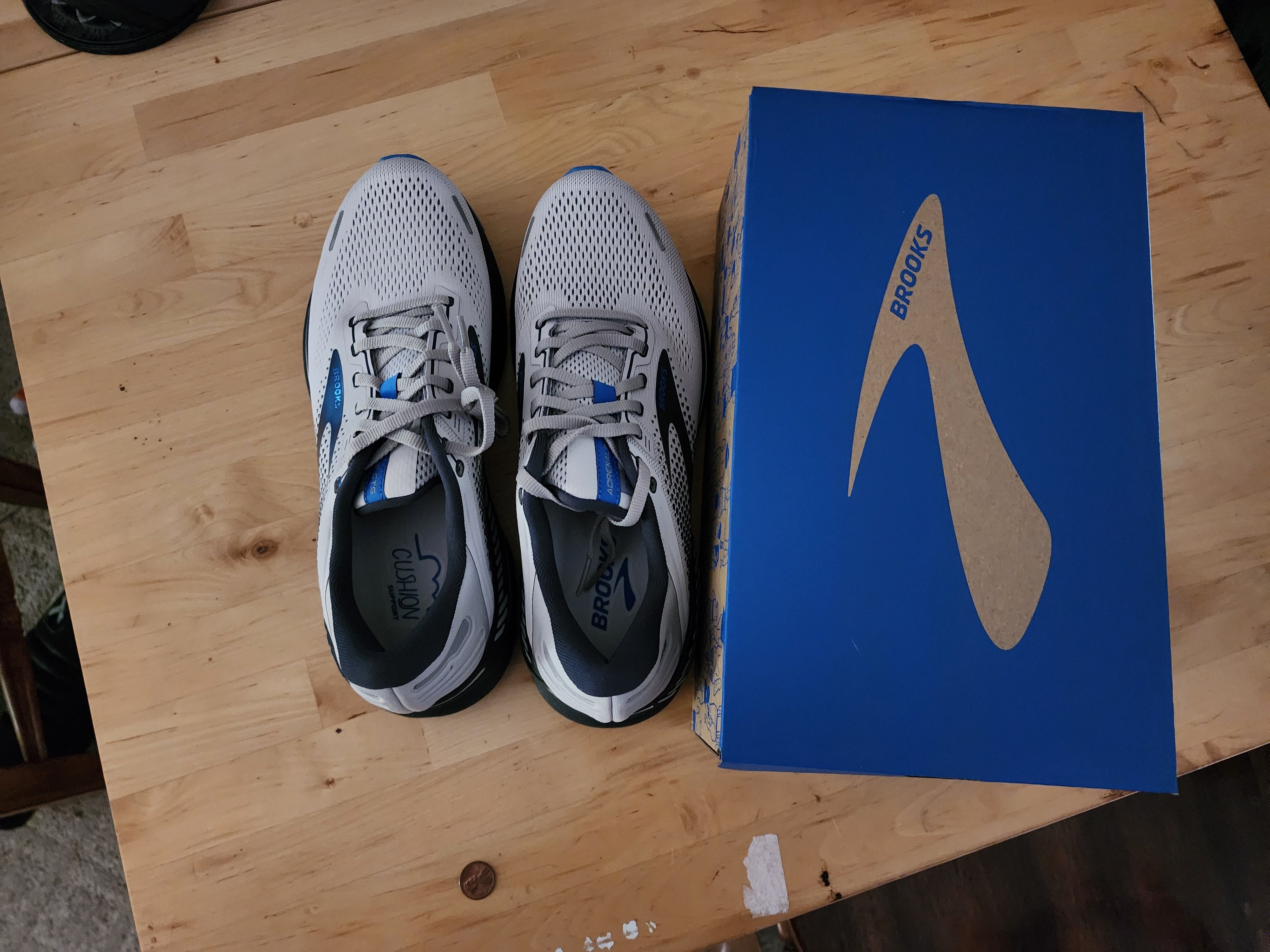 Brooks Adrenaline gts 22 Size US 10.5 / EU 43-44 - 1 Thumbnail