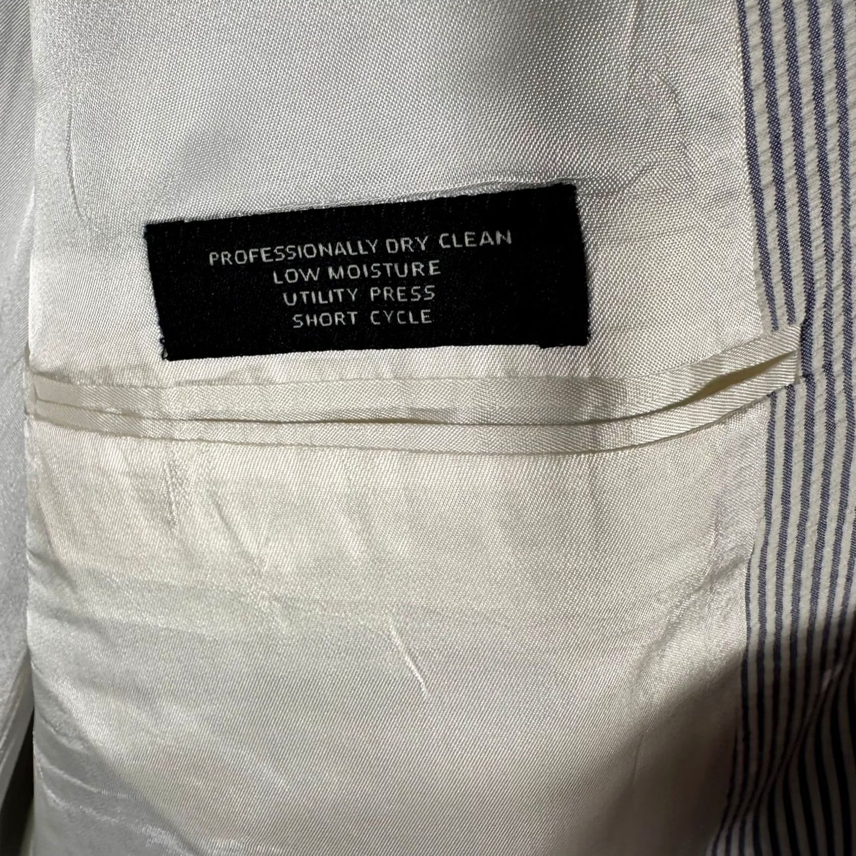 Jos. A. Bank Jos. A. Bank Seersucker Blazer Mens 50 Long Blue White Striped Cotton Sport Coat Size 50R - 6 Thumbnail