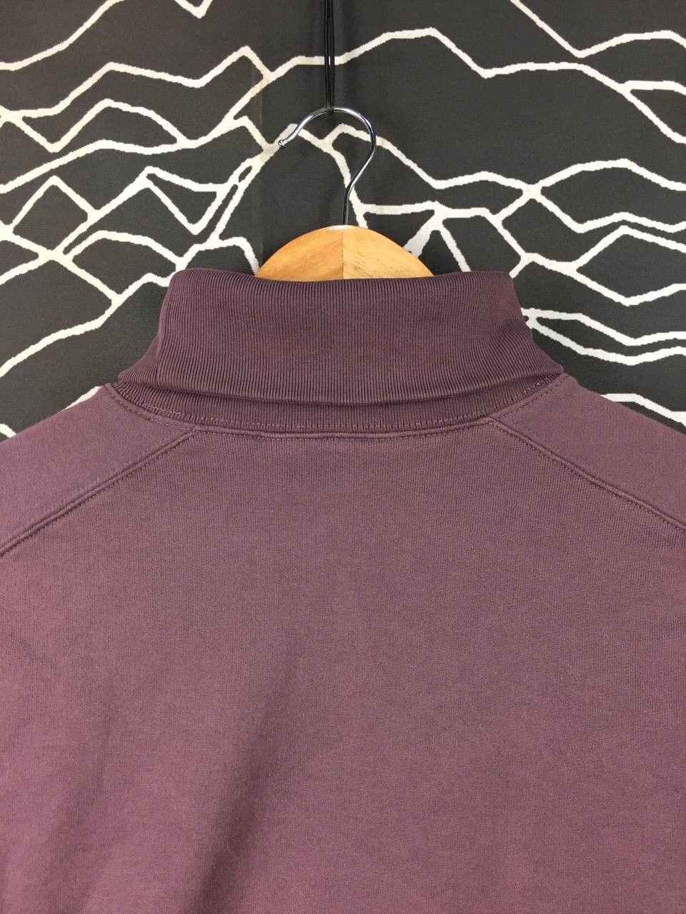 Uniqlo Uniqlo Turtleneck Minimalist Raglan Sleeves Boxy Sweatshirt Size US S / EU 44-46 / 1 - 6 Thumbnail
