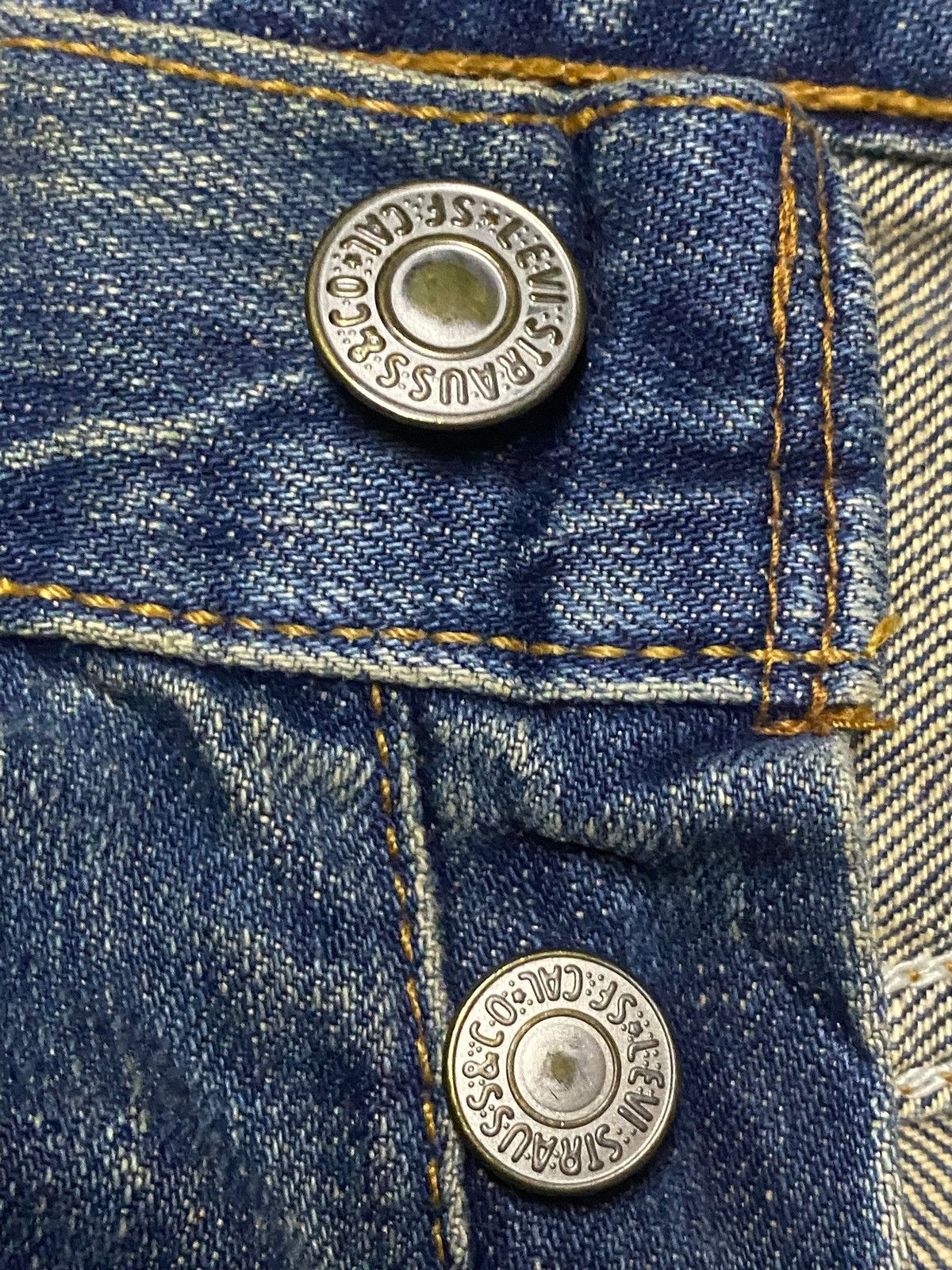 Levi's Vintage Levis 501 Mud Wash Distressed Loose Jeans Size US 30 / EU 46 - 16 Thumbnail