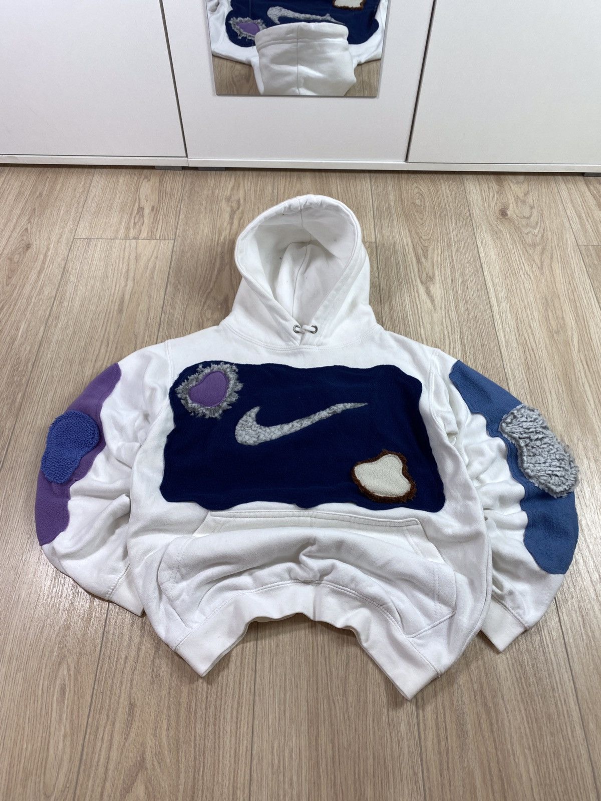 Nike × Vintage Vintage Nike Custom UFO Center Swoosh Oversize Hoodie Y2K UK Size US S / EU 44-46 / 1 - 1 Thumbnail