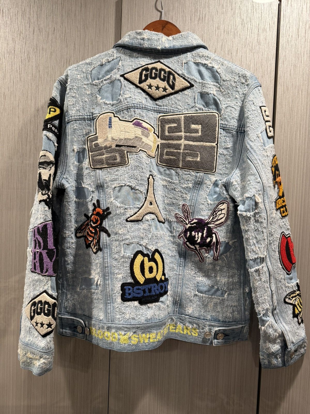 Givenchy Givenchy Bstroy Patches 4G Denim Jacket Size US XL / EU 56 / 4 - 2 Thumbnail