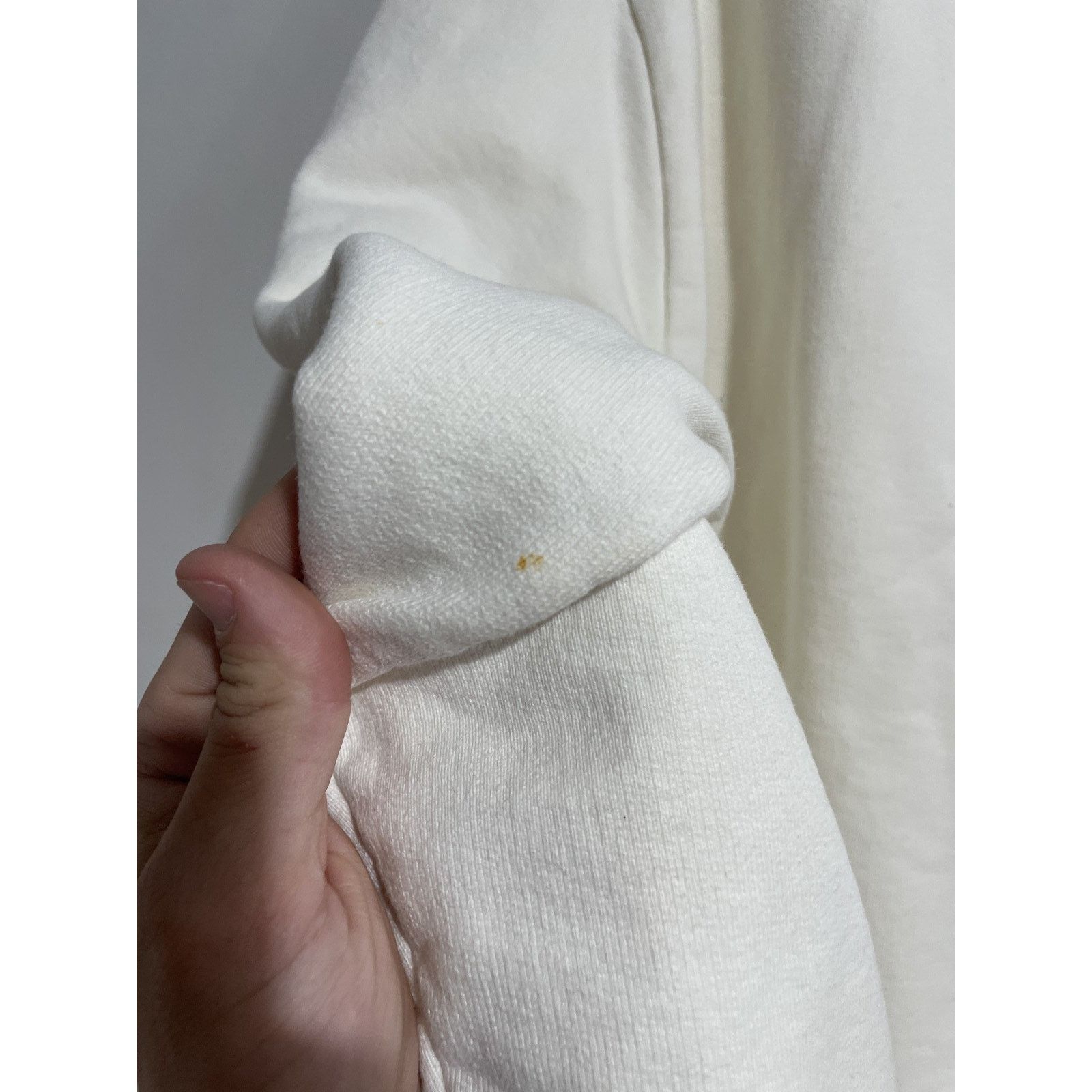 Dior DIOR WHITE ERL PATCH CREWNECK SIZE XXL PREOWNED Size US XXL / EU 58 / 5 - 4 Thumbnail
