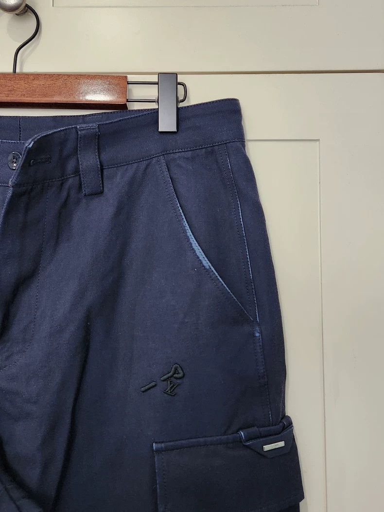 Louis Vuitton Louis Vuitton Dark Blue Mid-Rise Side Pockets Straight Leg Size US 38 / EU 54 - 4 Thumbnail