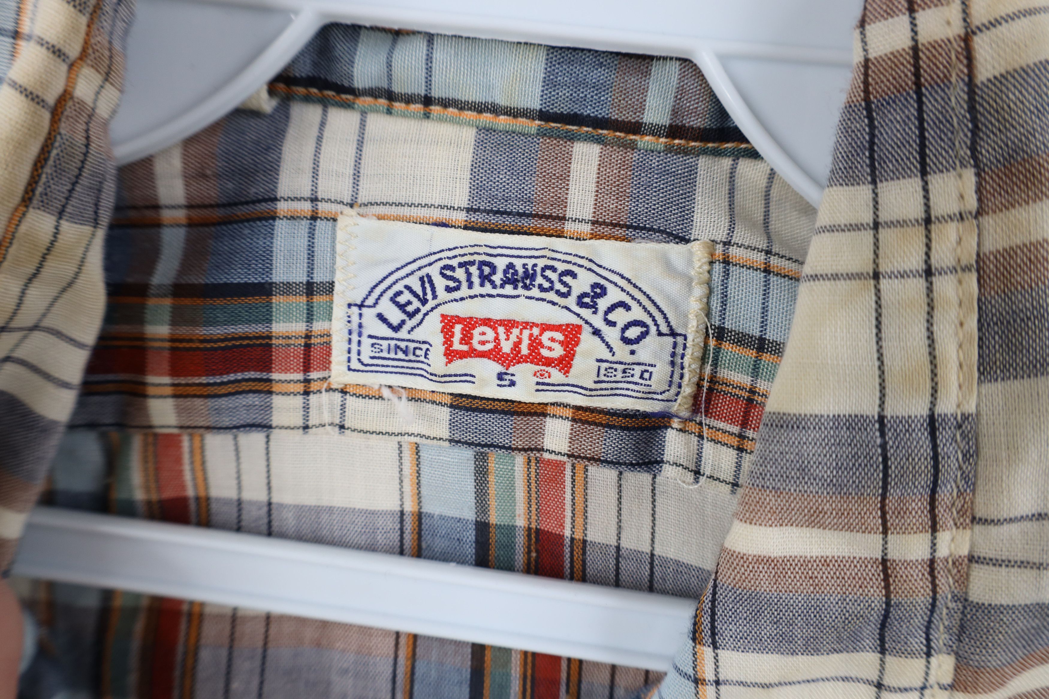 Levi's Vintage 70s Levis Rainbow Plaid Collared Button Shirt USA Size US S / EU 44-46 / 1 - 8 Thumbnail