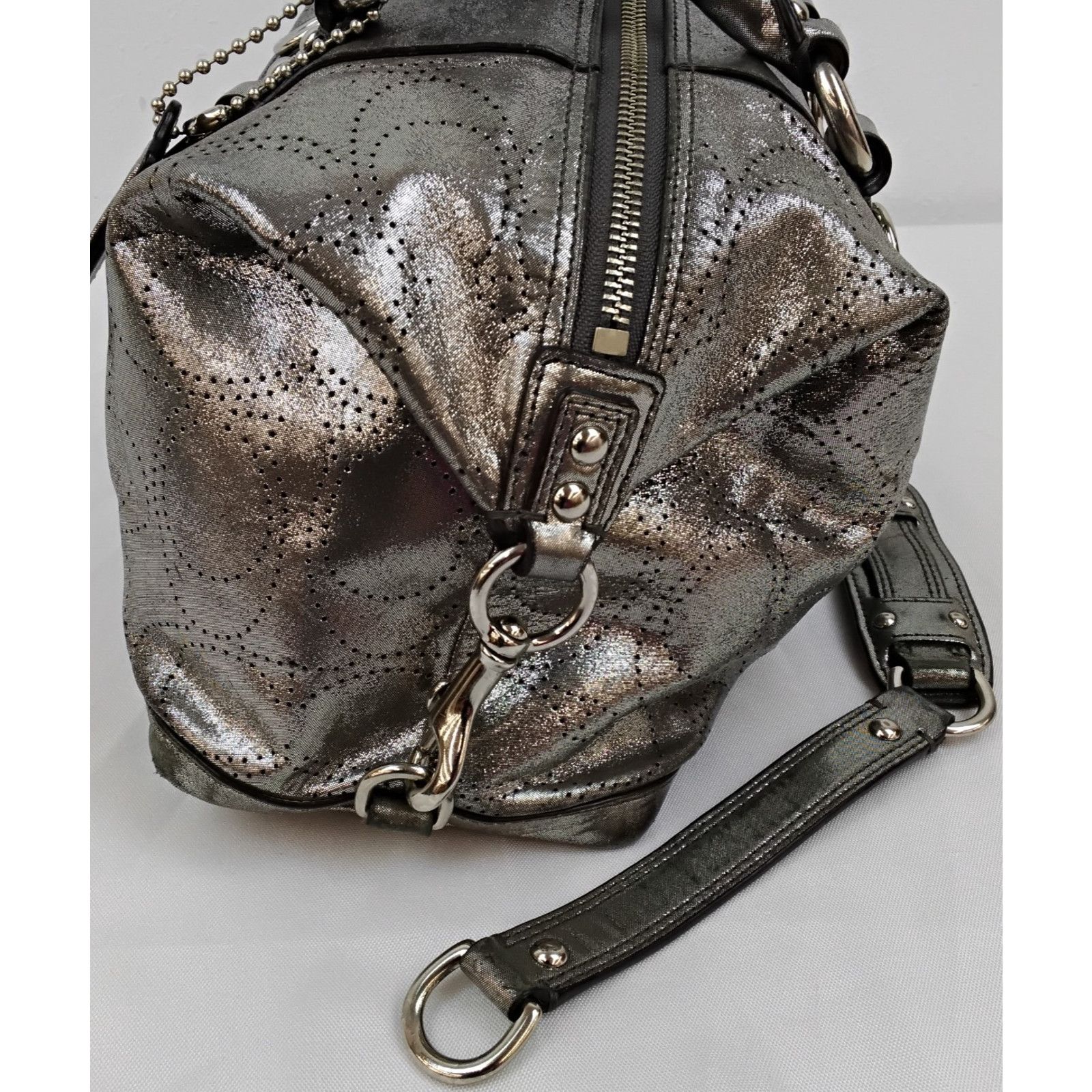 Coach Coach Ashley Satchel Purse Silver Perforated Leather 2000s Size ONE SIZE - 10 Thumbnail