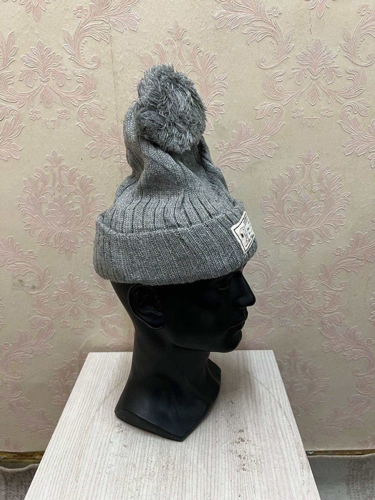 Cartoon Network Peanuts Snoopy Cartoon Beanie Hats Size ONE SIZE - 4 Thumbnail