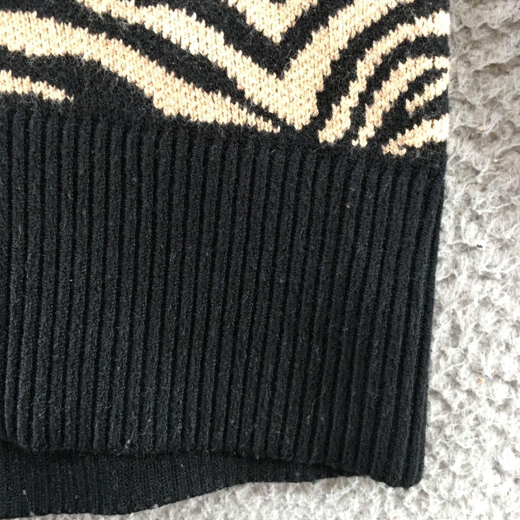 Banana Republic Banana Republic Pullover Sweater Womens XS Beige Animal Print Cotton Blend Size XS / US 0-2 / IT 36-38 - 7 Thumbnail