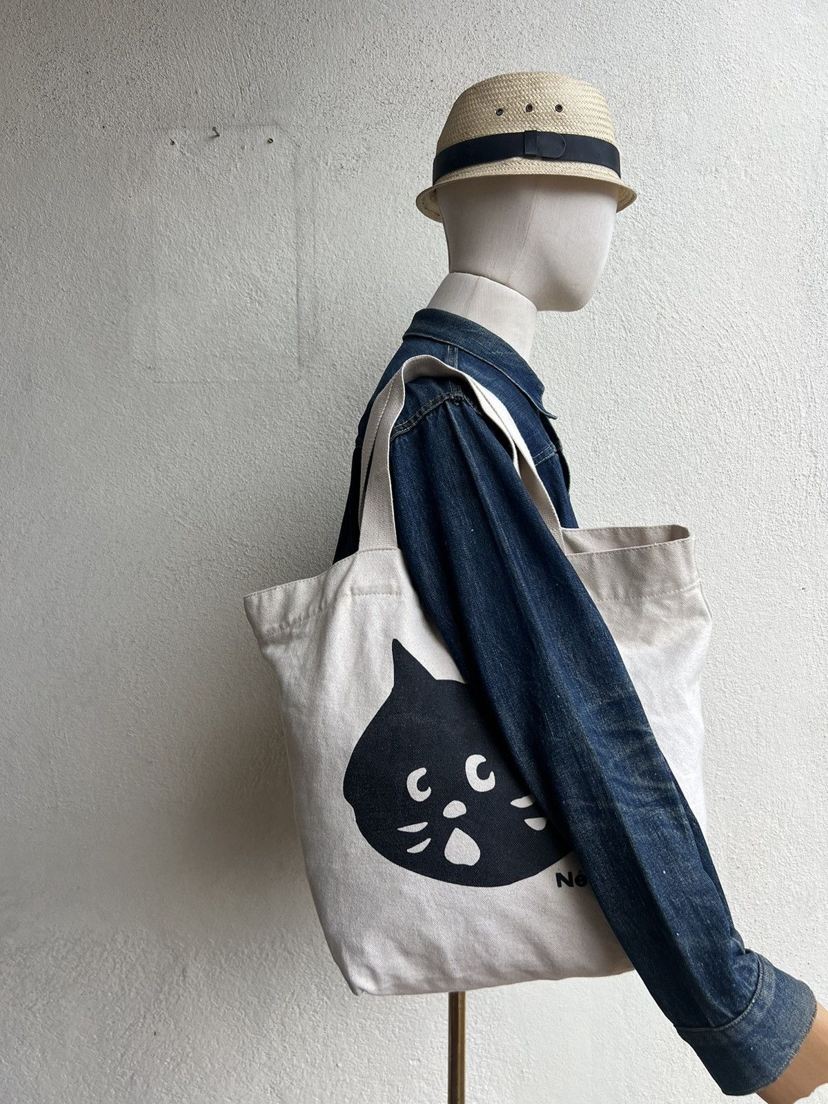 Issey Miyake Ne-net Iconic Cat Logo Canvas Cotton tote Bag Size ONE SIZE - 21 Thumbnail