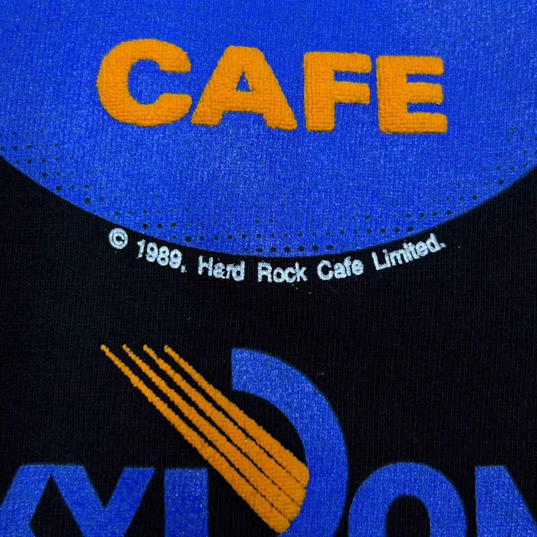 Hard Rock Cafe VINTAGE Hard Rock Cafe T-Shirt Skydome Toronto Souvenir Black Small Mens Graphic Print Shirt Size US S / EU 44-46 / 1 - 3 Thumbnail