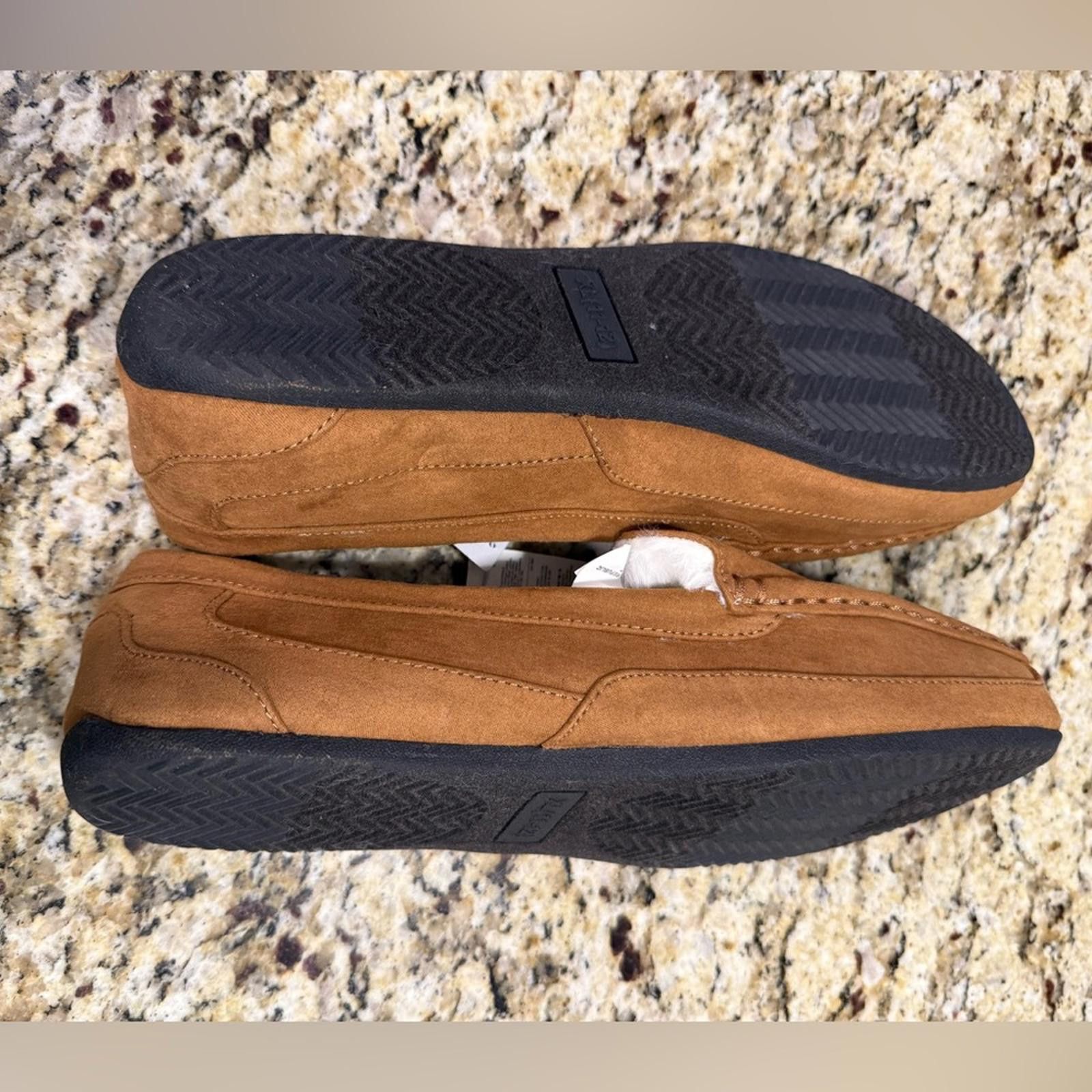 Other Banana Republic Factory tan faux leather fur slipper XL Size US 7.5 / IT 37.5 - 5 Thumbnail