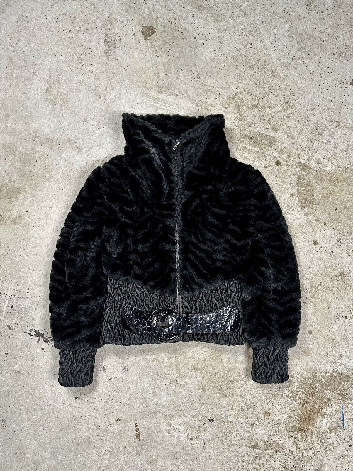 If Six Was Nine × Japanese Brand × Le Grande Bleu (L.G.B.) Vintage Y2K Faux Fur Bomber Jacket Japanese Style Belted Size US S / EU 44-46 / 1 - 1 Thumbnail