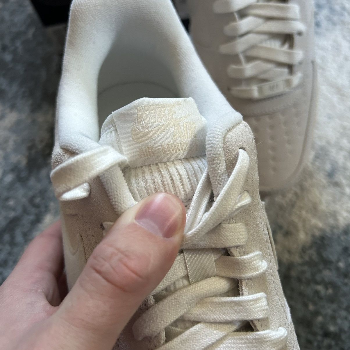 Nike WiNTER 2021 AiR FORCE 1 PREMiUM SUMMiT WHiTE PEARL SUEDE AF1 Size US 9.5 / EU 42-43 - 10 Thumbnail