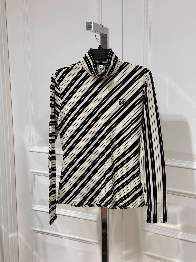 Loewe LOEWE Cashmere long-sleeved jacket Size L / US 10 / IT 46 - 1 Thumbnail