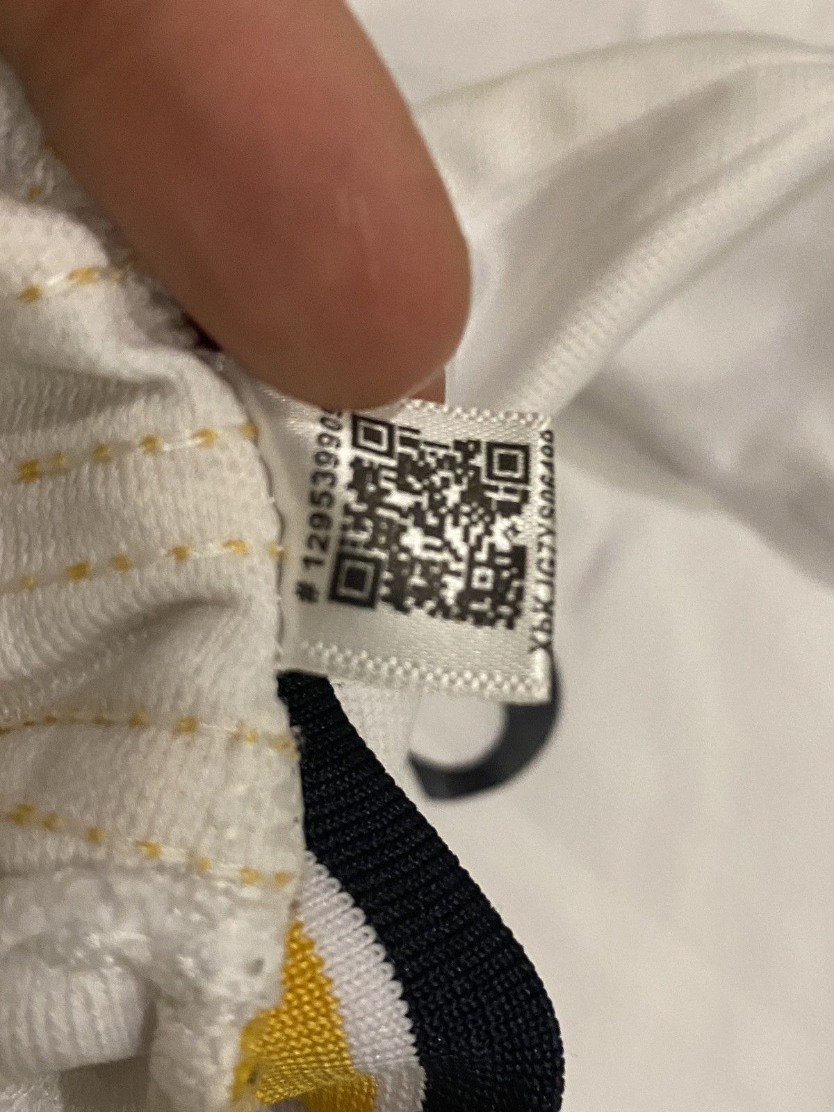 Adidas Real Madrid Vinicius Jr Adidas Jersey 7 White Home Kit S Size US S / EU 44-46 / 1 - 13 Thumbnail