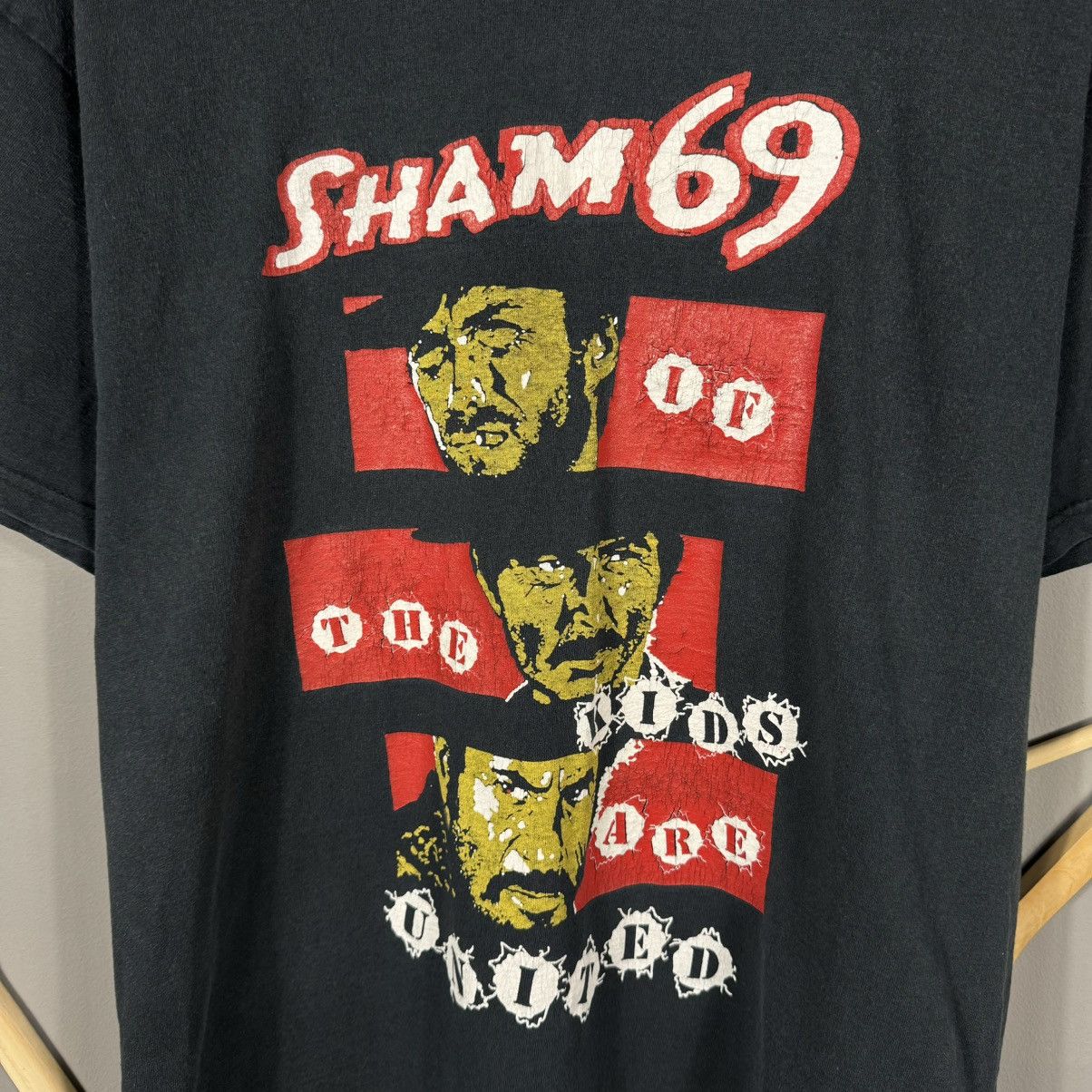 Band Tees Vintage Sham 69 Y2K If The Kids are United T-shirt Size US XL / EU 56 / 4 - 5 Thumbnail