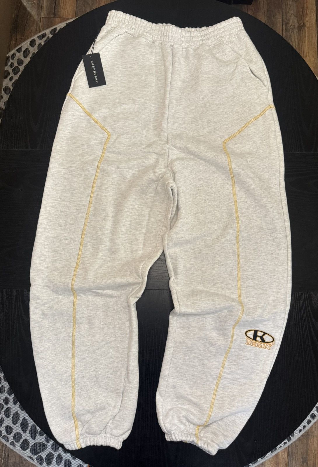 The GV Gallery The Gv Gallery Serger Sweats Size US 32 / EU 48 - 1 Thumbnail
