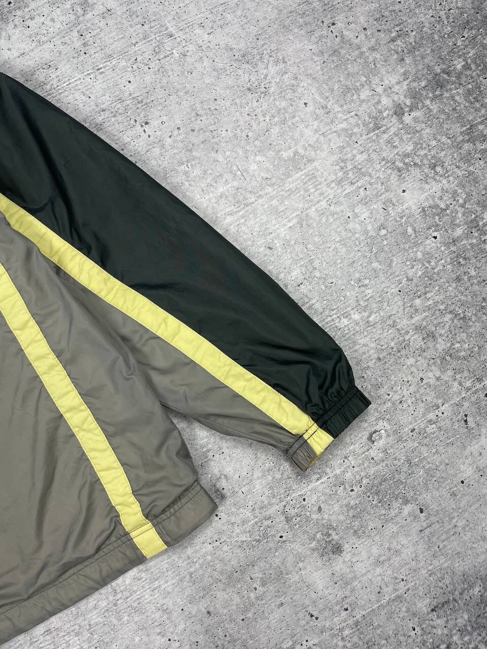 Nike × Vintage Vintage Nike 90’s Y2K Style Drill Nylon Big Back Logo Bomber Size US S / EU 44-46 / 1 - 17 Thumbnail