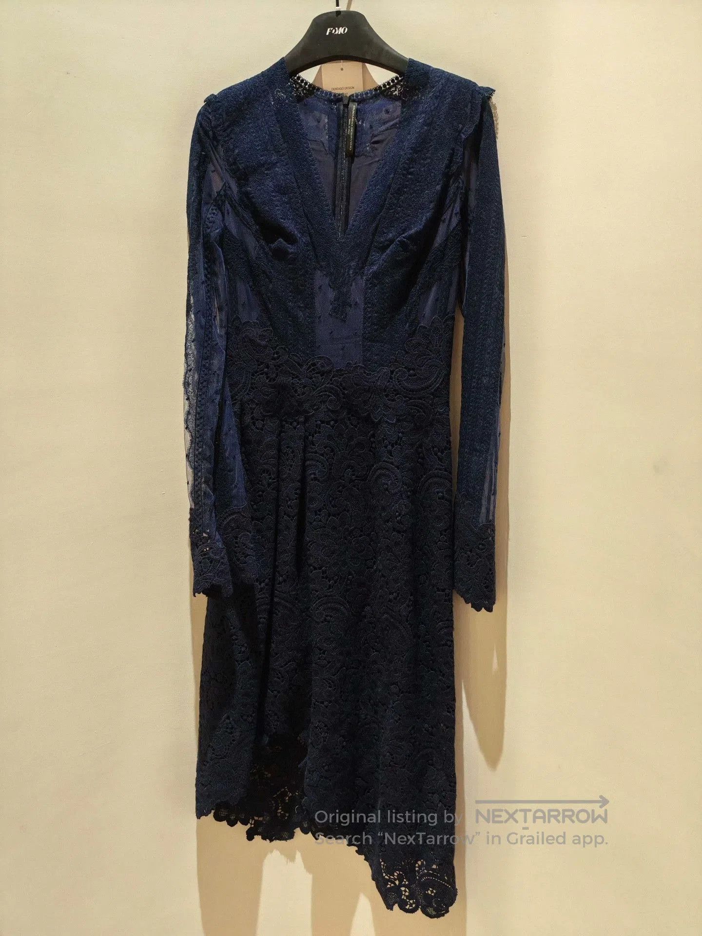 Ermanno Scervino Ermanno Scervino Navy Lace Dress. Size S / US 4 / IT 40 - 2 Thumbnail