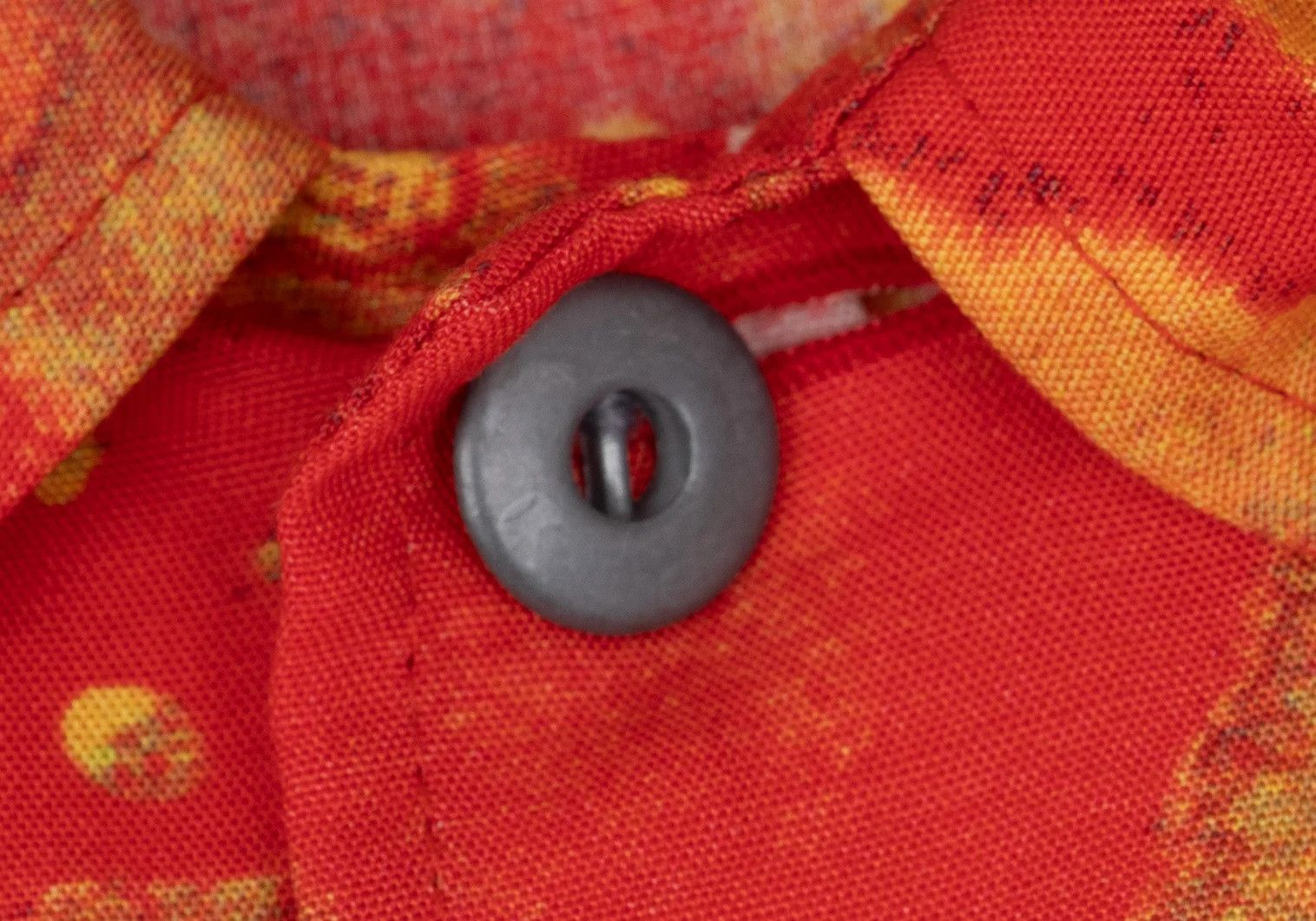 Jean Paul Gaultier Rayon Bubble Print Short Sleeve Shirt in Red and Yellow Size US M / EU 48-50 / 2 - 4 Thumbnail