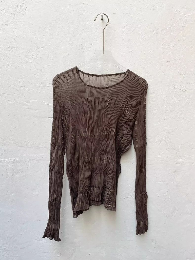 Issey Miyake Issey Miyake Long Sleeve Pleated Top- DMC Size US L / EU 52-54 / 3 - 1 Thumbnail