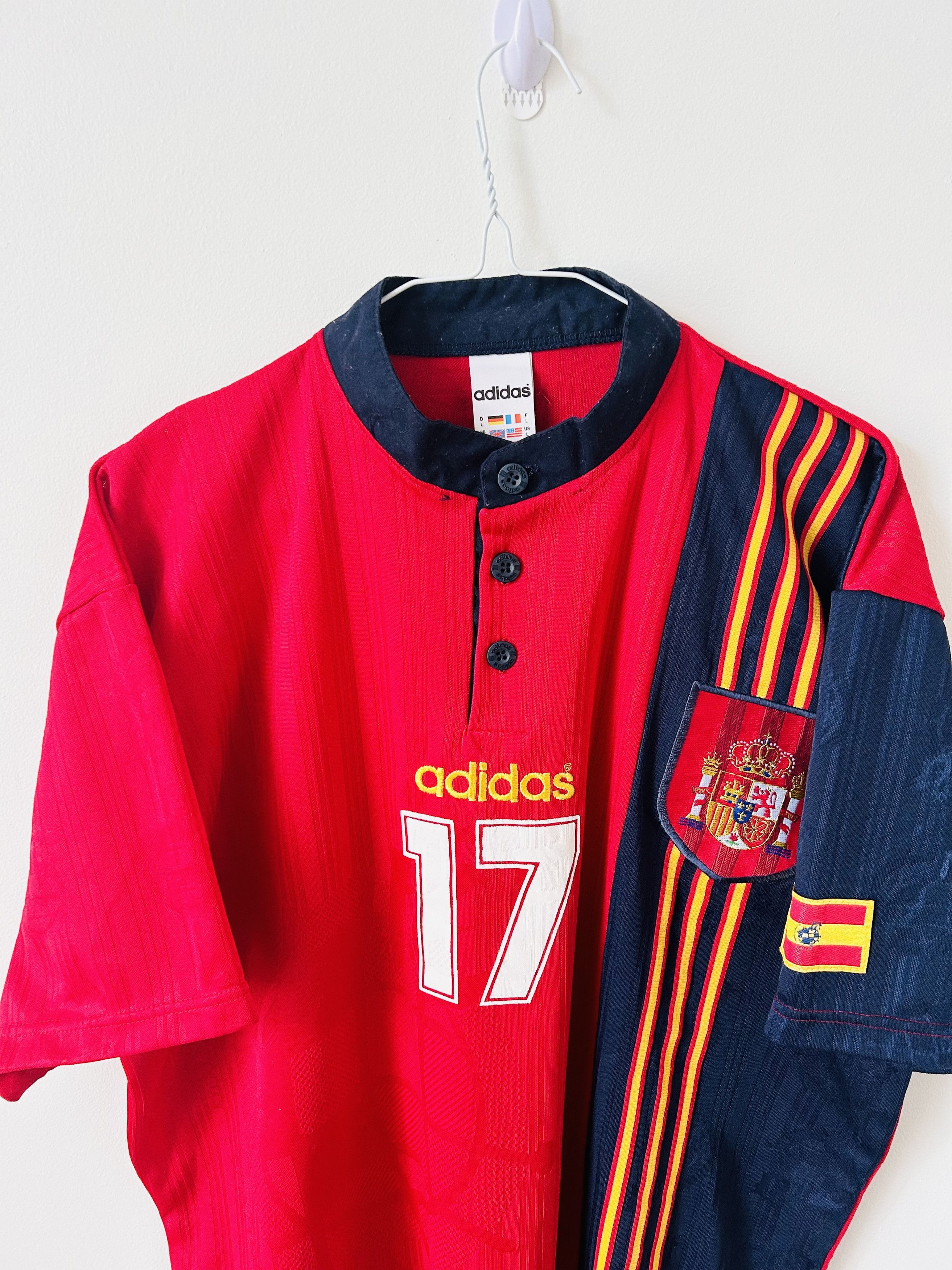 Adidas × Vintage Spain 1996 home Match issue/worn jersey Size US L / EU 52-54 / 3 - 3 Thumbnail