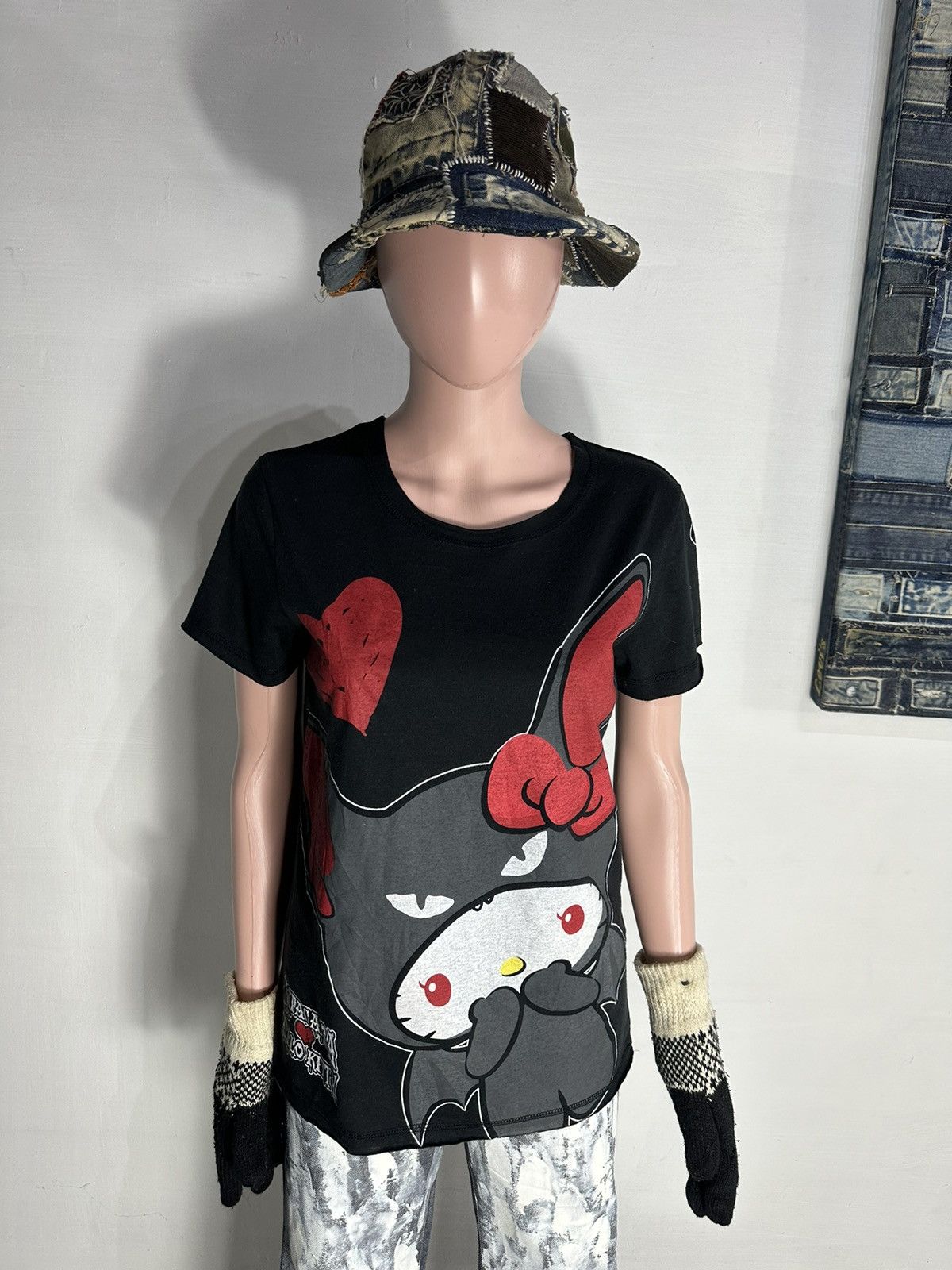 Other Hello Kitty X Chupacabra beautiful Art Tshirt Size L / US 10 / IT 46 - 1 Thumbnail
