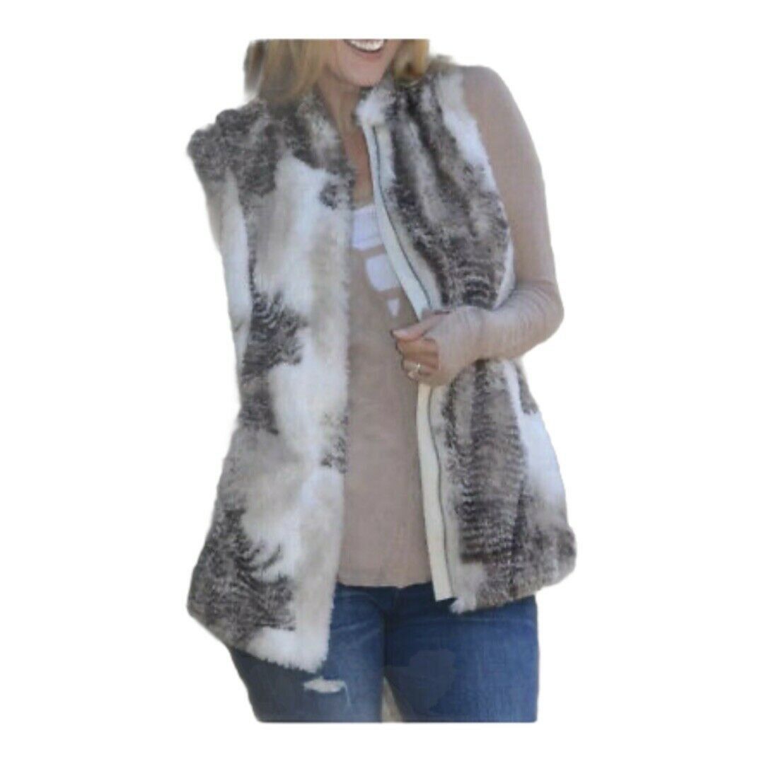 Designer Cabi Womens Aspen Faux Fur Vest Women's SMALL Full Zip Tan B Size S / US 4 / IT 40 - 1 Thumbnail
