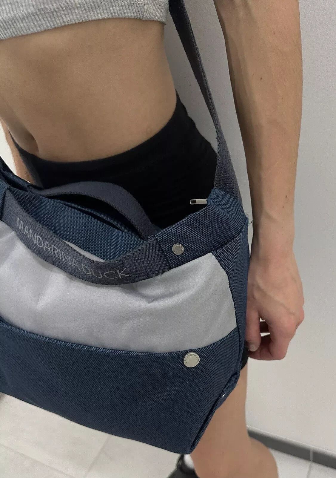 Mandarina Duck MANDARINA DUCK BAGS WOMENS BLUE CROSSBODY 37x26 cm Size ONE SIZE - 8 Thumbnail