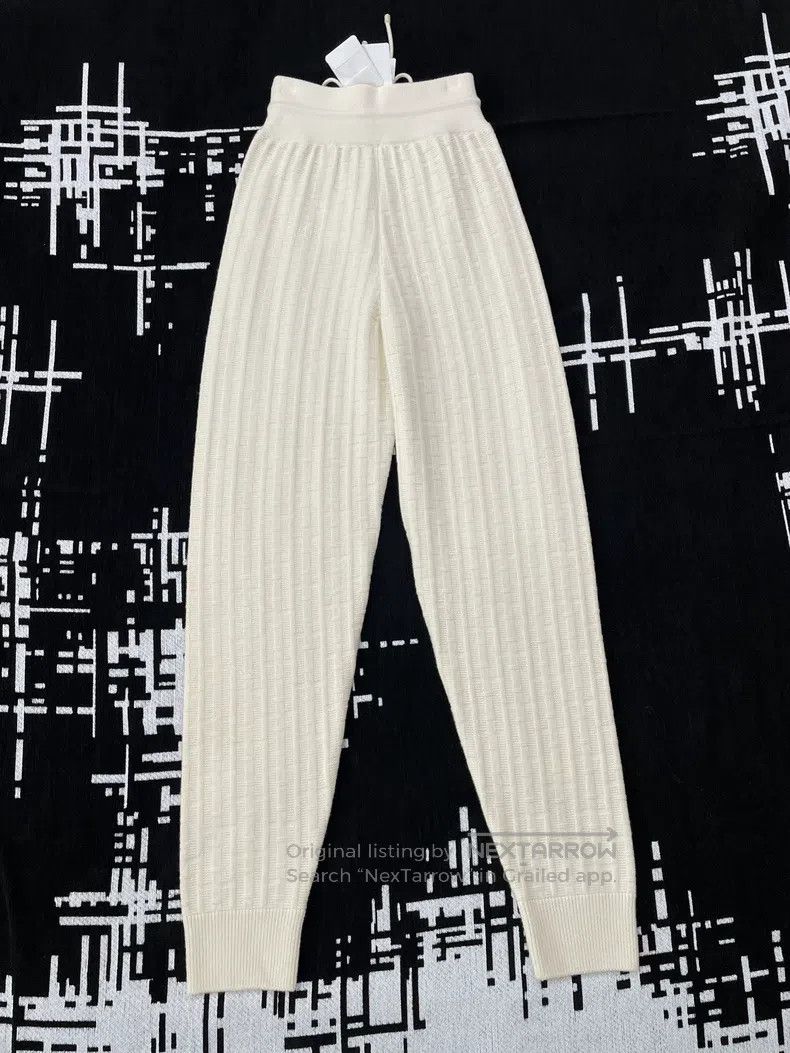 Hermes Hermes White Printed Wool Knit Trousers with Subtle Patter Size 24" / US 00 / IT 34 - 2 Thumbnail