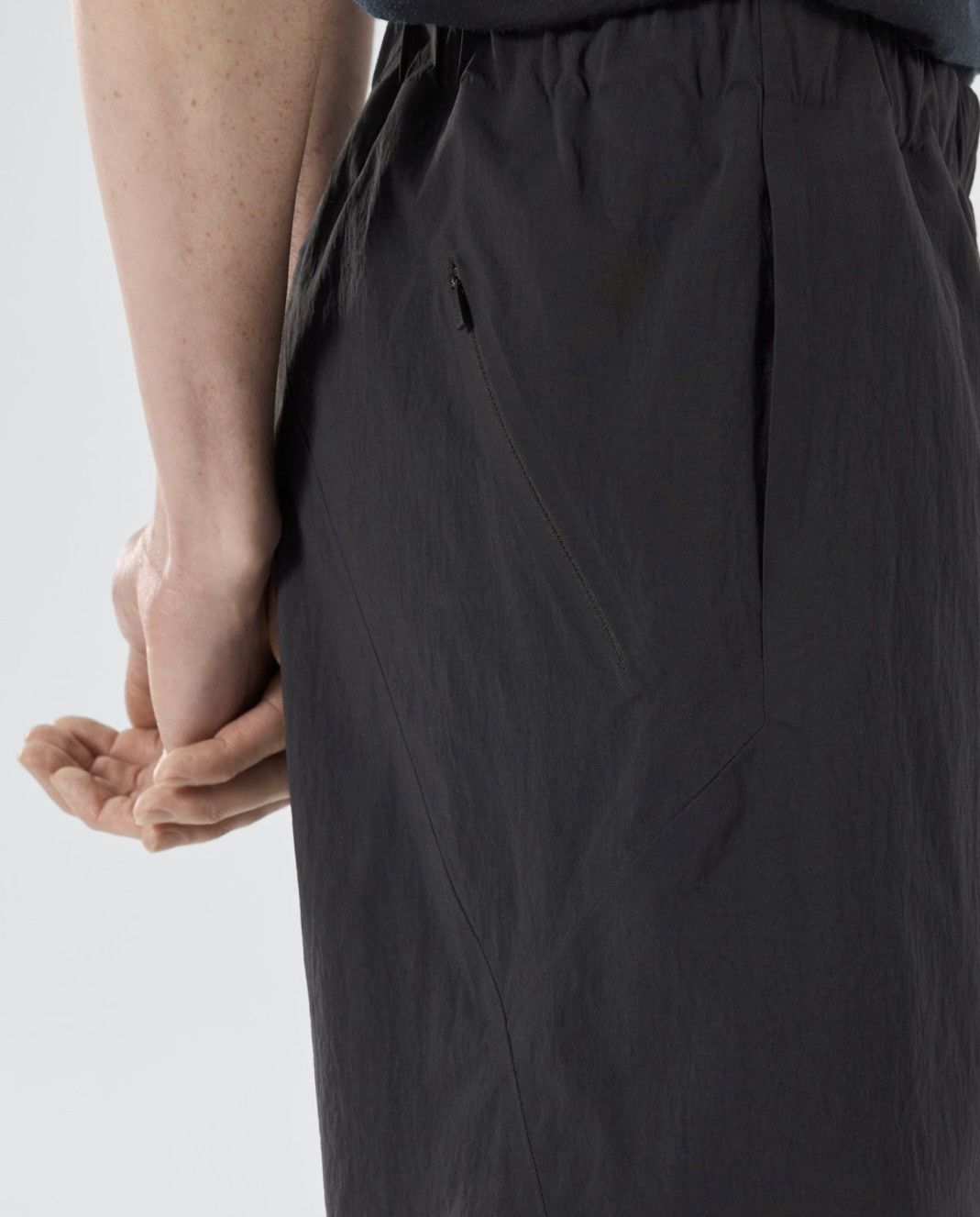 Veilance ARC’TERYX VEILANCE ARGAND SHORT Size US 36 / EU 52 - 6 Thumbnail