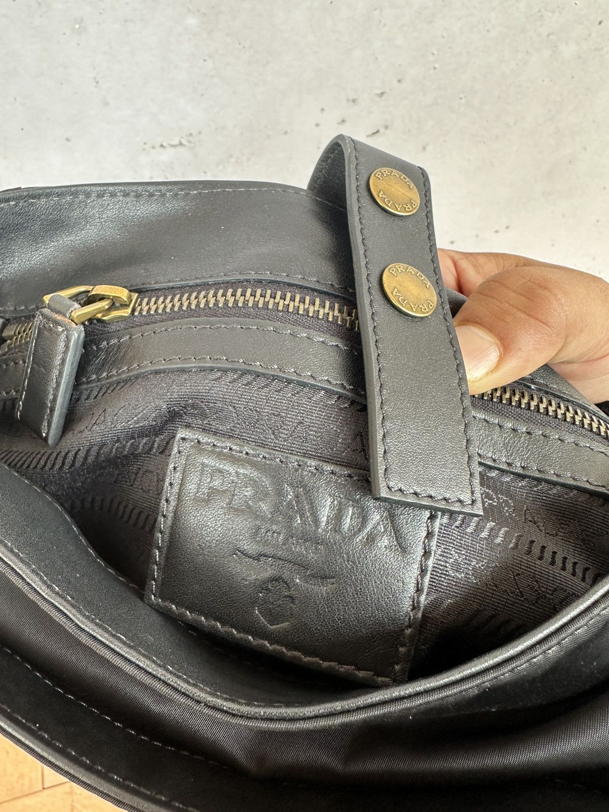 Prada × Vintage Prada Sling/Carry Bag Size ONE SIZE - 12 Thumbnail